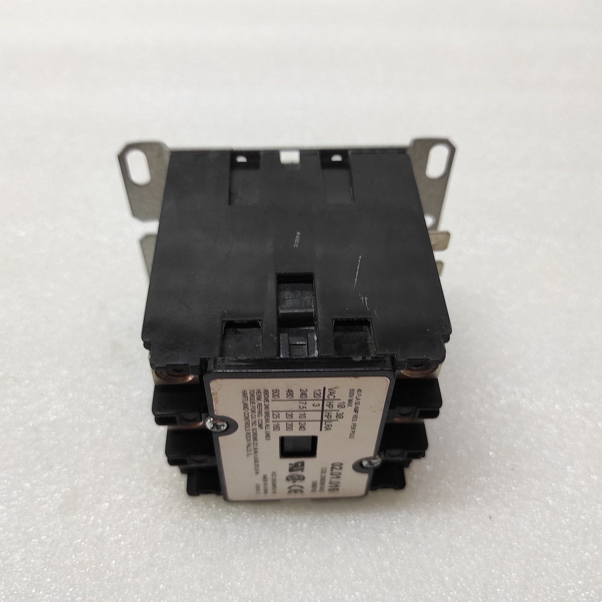 02.01.016 MAGNETIC CONTACTOR HCC-3XU04PU119 208/240VAC