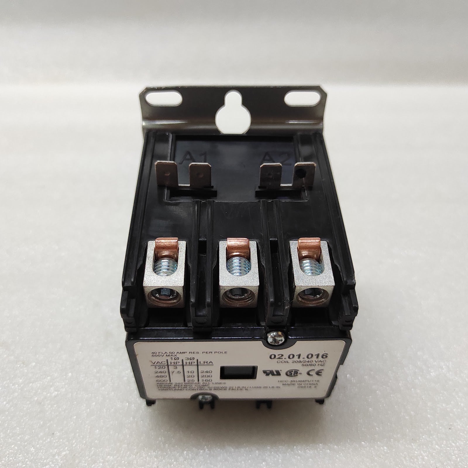 02.01.016 MAGNETIC CONTACTOR HCC-3XU04PU119 208/240VAC