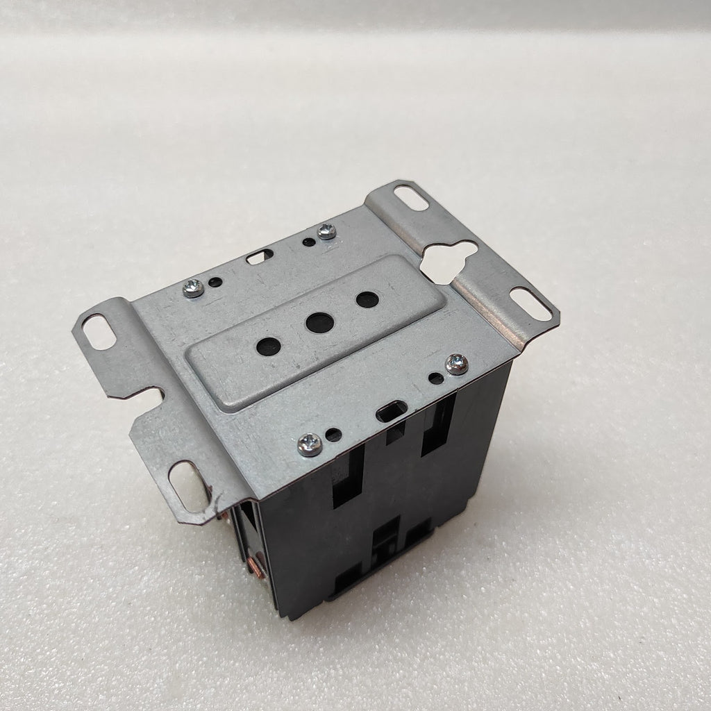 02.01.016 MAGNETIC CONTACTOR HCC-3XU04PU119 208/240VAC