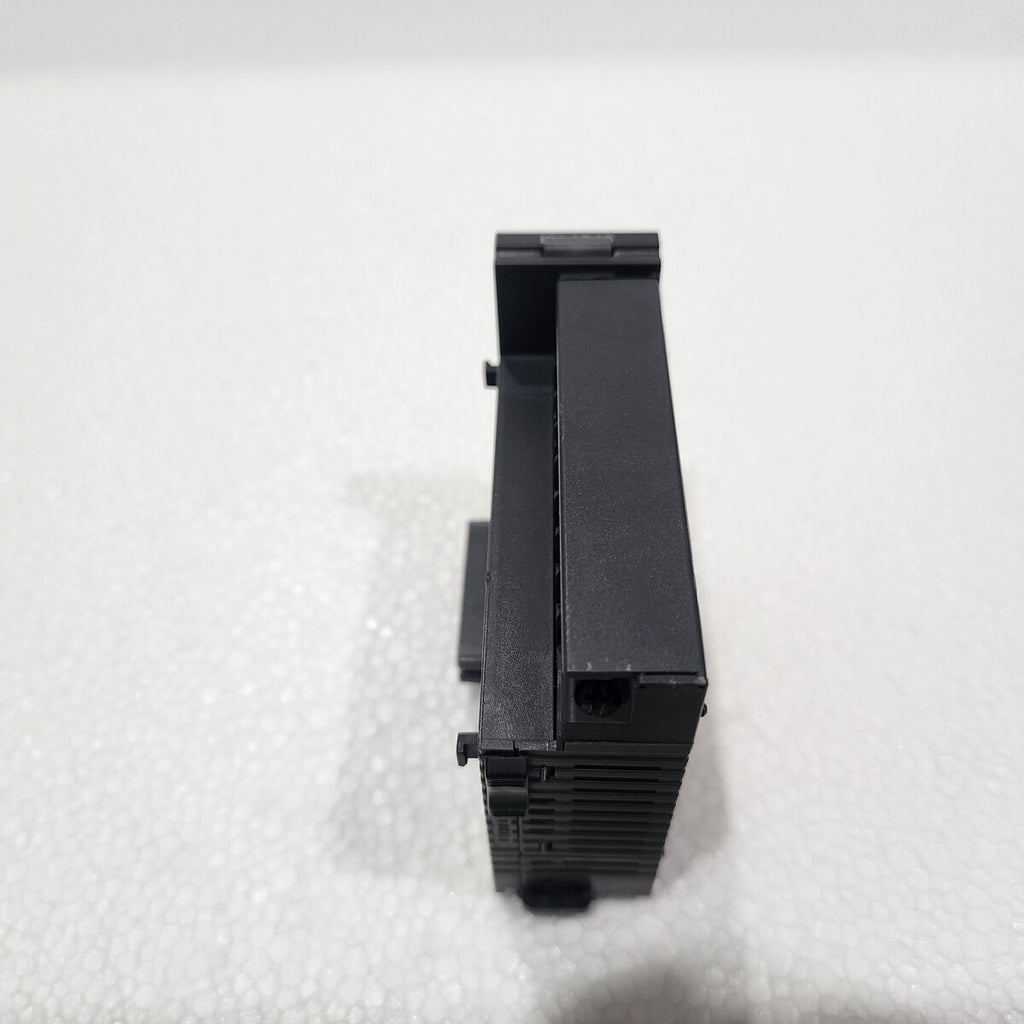 KEYENCE KV-AD40 ANALOG INPUT MODULE