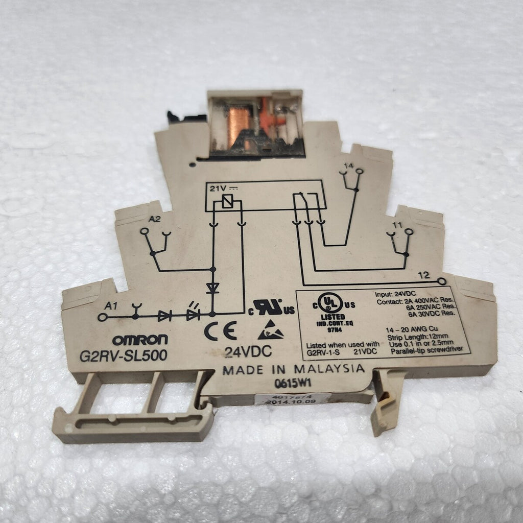 OMRON G2RV-SL500 INTERFACE RELAY LOT OF 8 UNITS