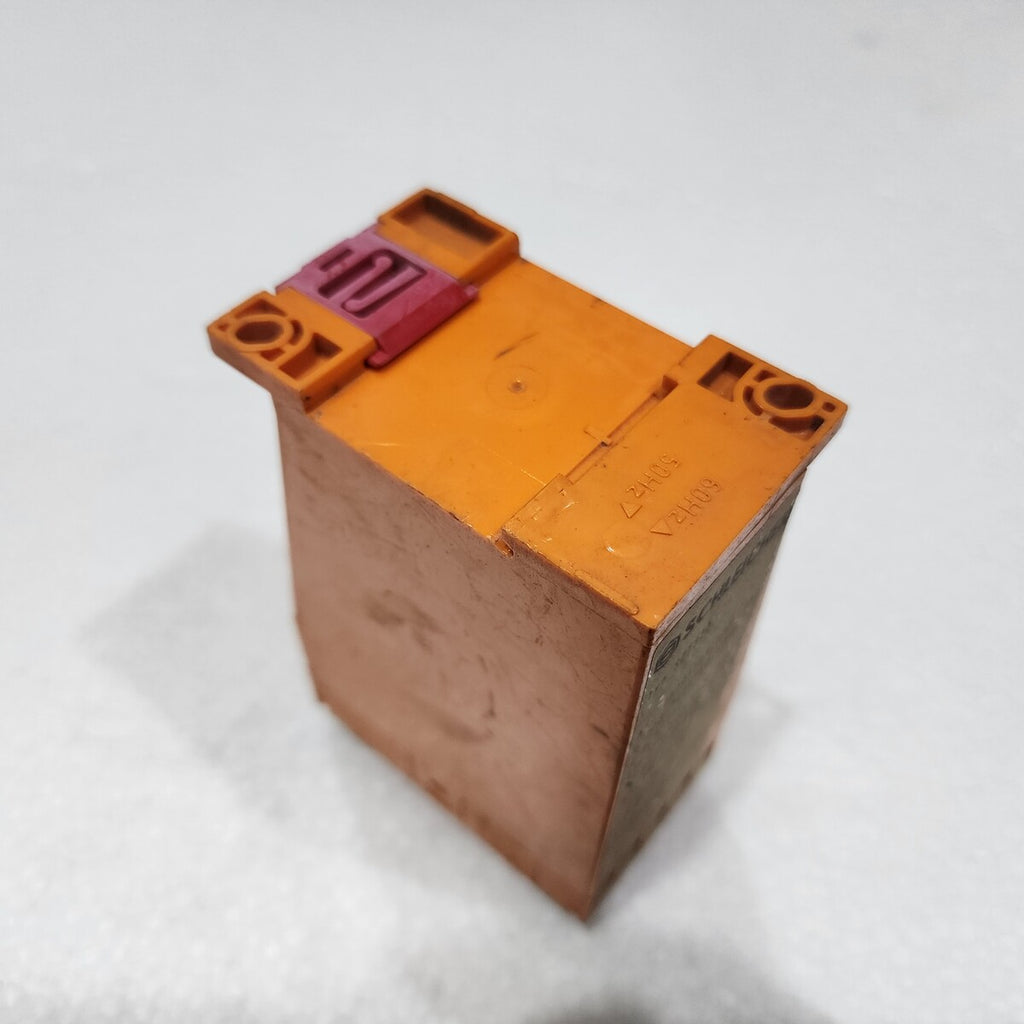 SCHLEICHER SZT320 TIME RELAY 05701219 186 051 220-240V