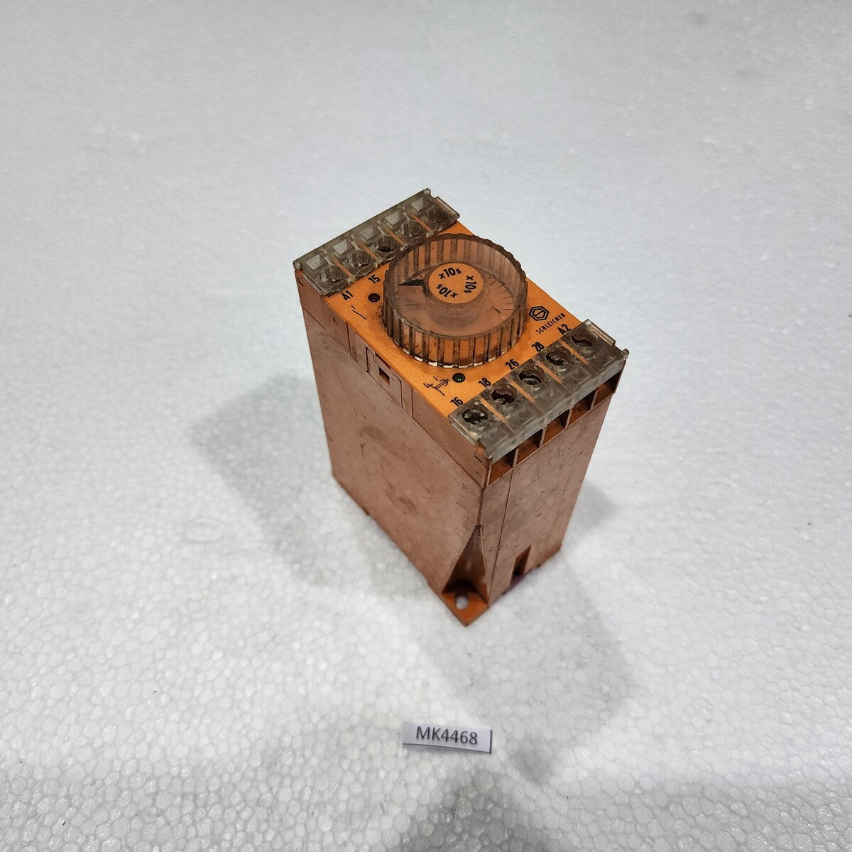 SCHLEICHER SZT320 TIME RELAY 05701219 186 051 220-240V