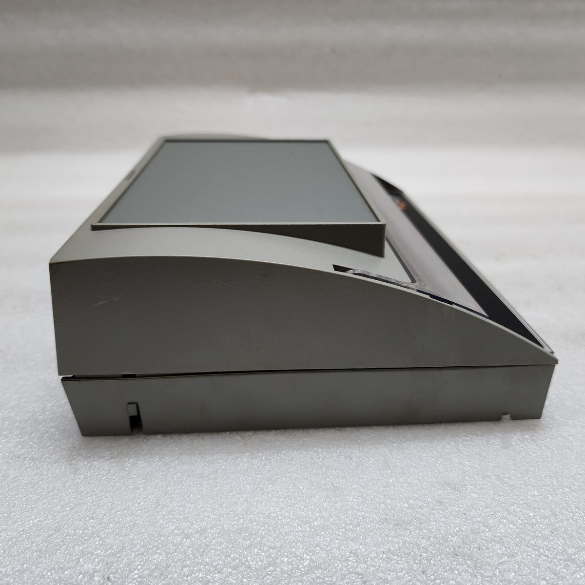 TREND IQ222/UNB/230VAC CONTROLLER MODULE IQ222-400008