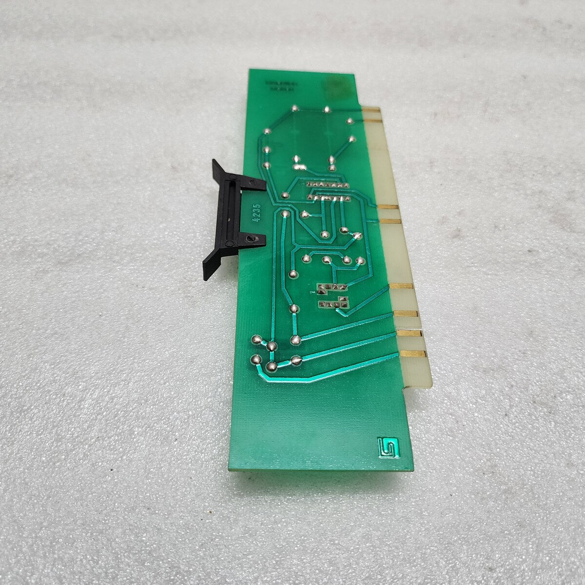 SAB NIFE 4235 PCB 01-82