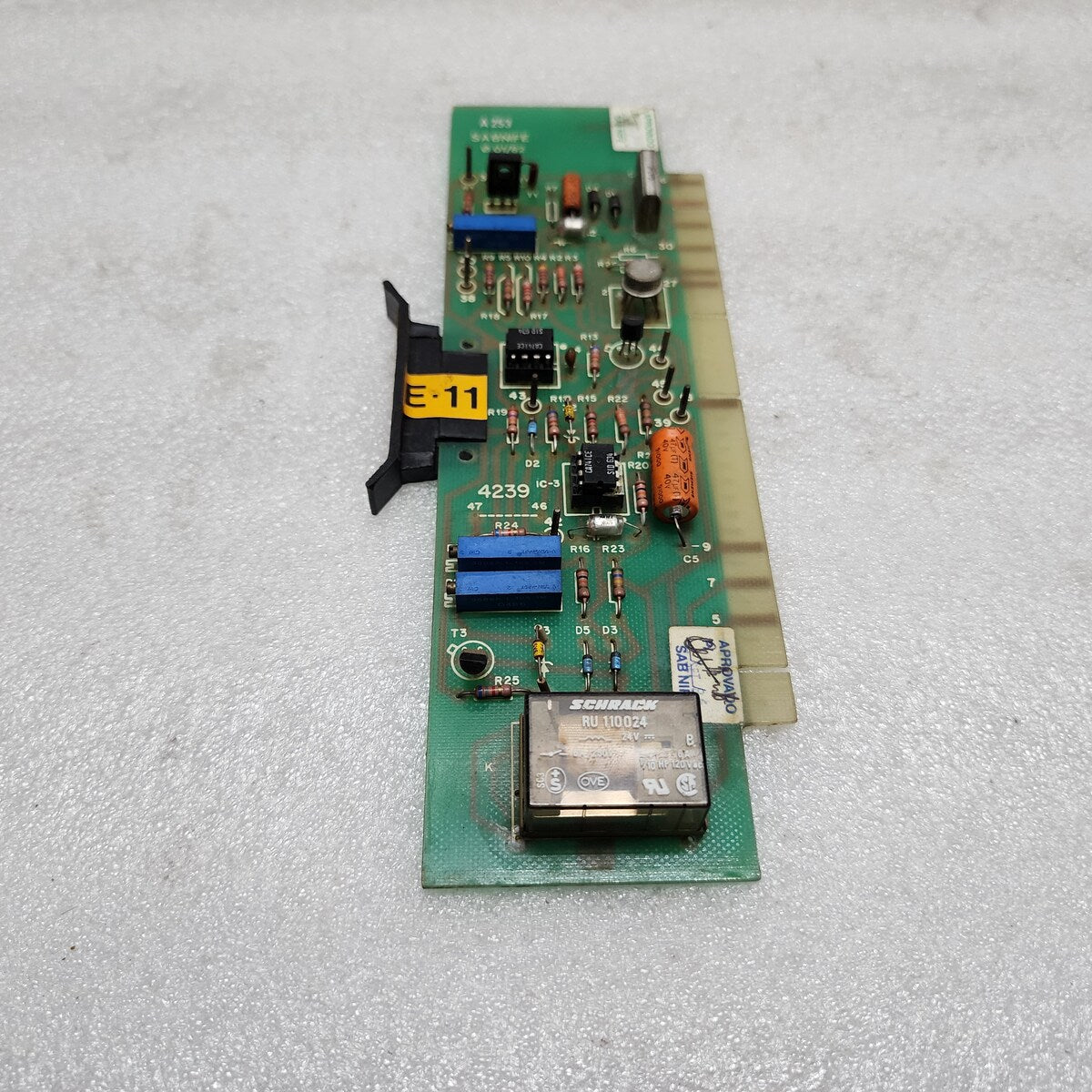 SABNIFE A253 PCB 01/82