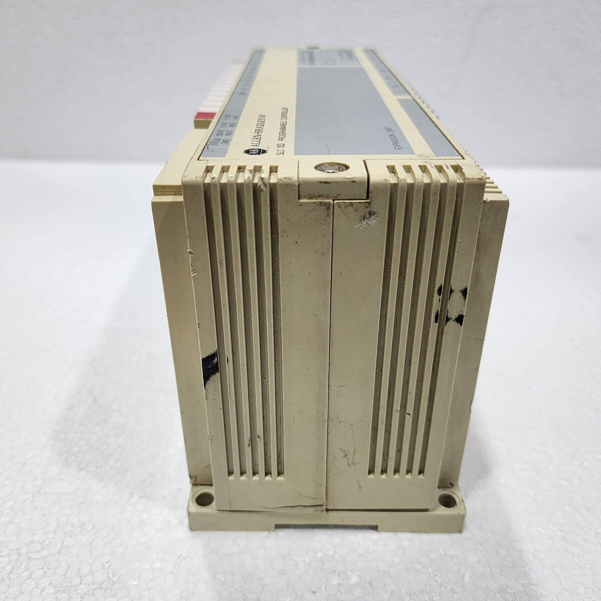 ALLEN BRADLEY SLC 100 CAT 1745-E101 SER B PROGRAMMABLE CONTROLLER EXPANSION UNIT