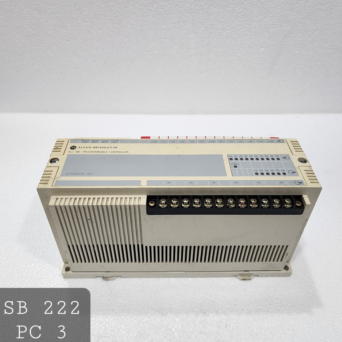 ALLEN BRADLEY SLC 100 CAT 1745-E101 SER B PROGRAMMABLE CONTROLLER EXPANSION UNIT