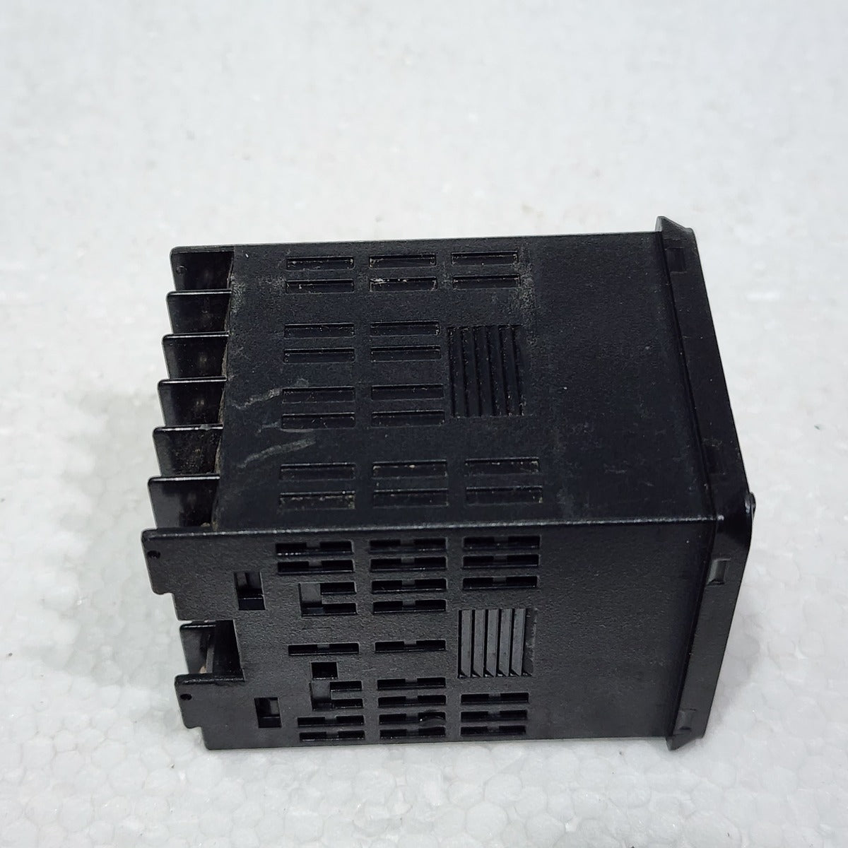 OMRON E5CC-RX2DSM-800 VER 2.1 DIGITAL TEMPERATURE CONTROLLER 24V AC/DC