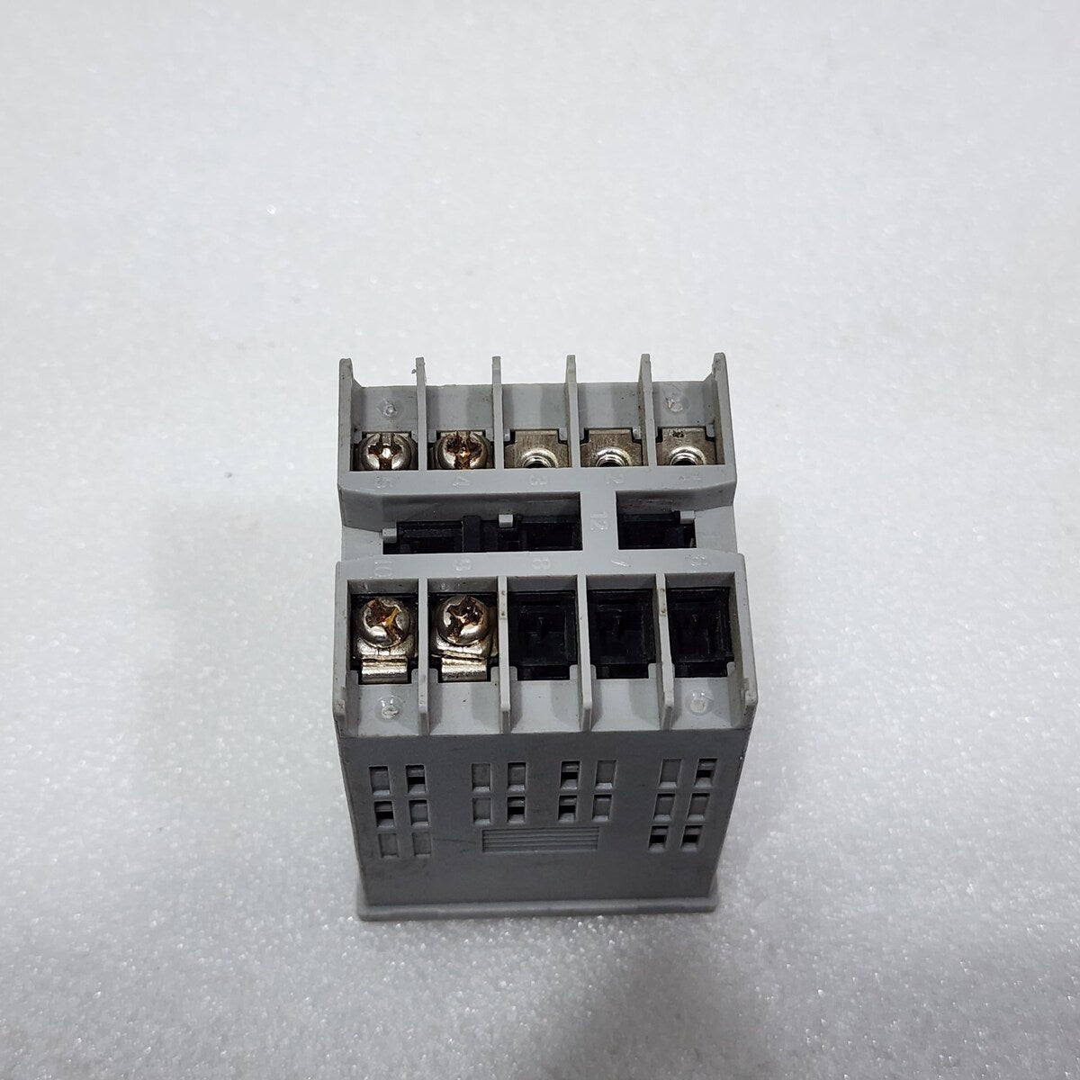 OMRON E5CSL-RP TEMPERATURE CONTROLLER 100-240V LOT OF 3 UNIT
