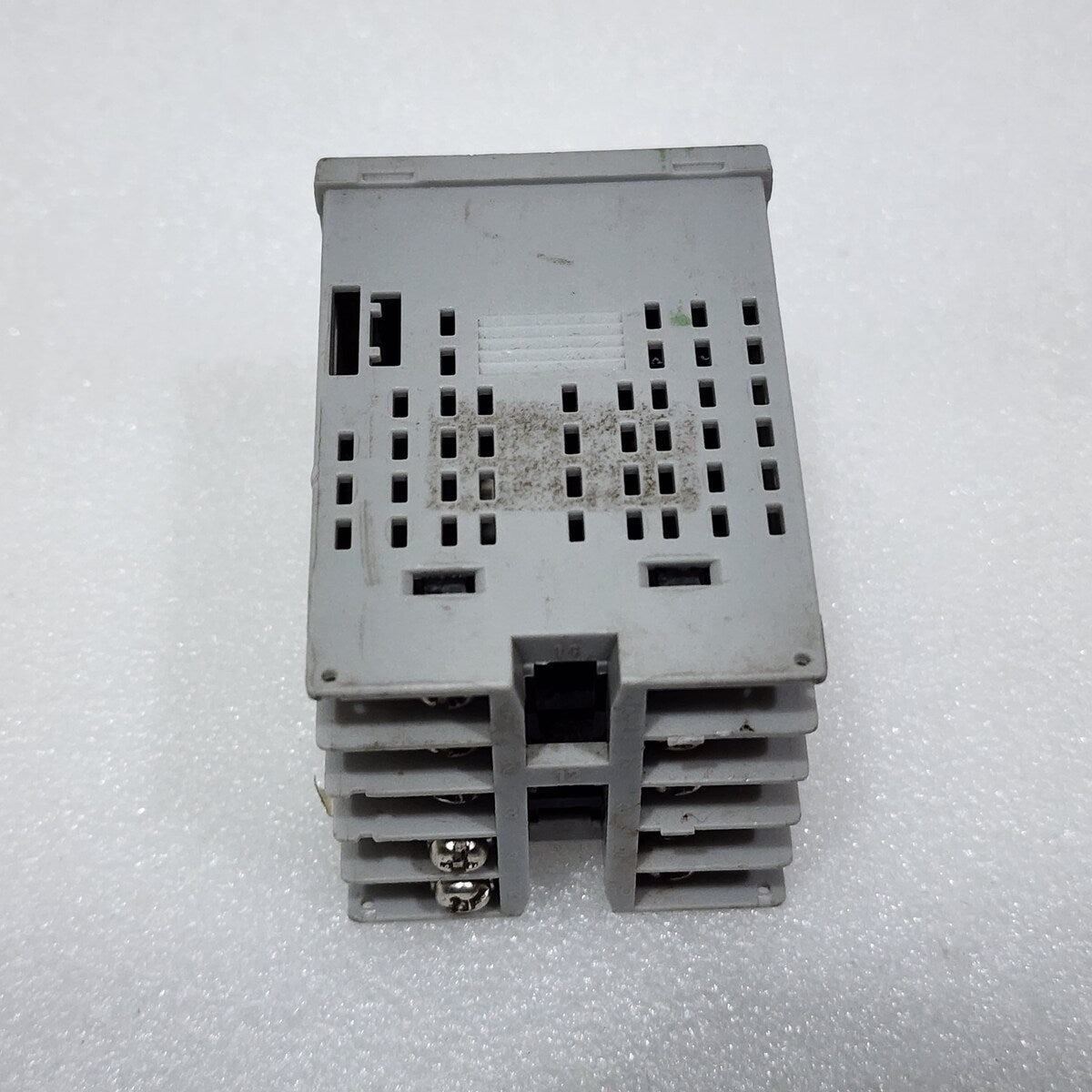 OMRON E5CWL-Q1TC TEMPERATURE CONTROLLER 100-240V LOT OF 3 UNIT