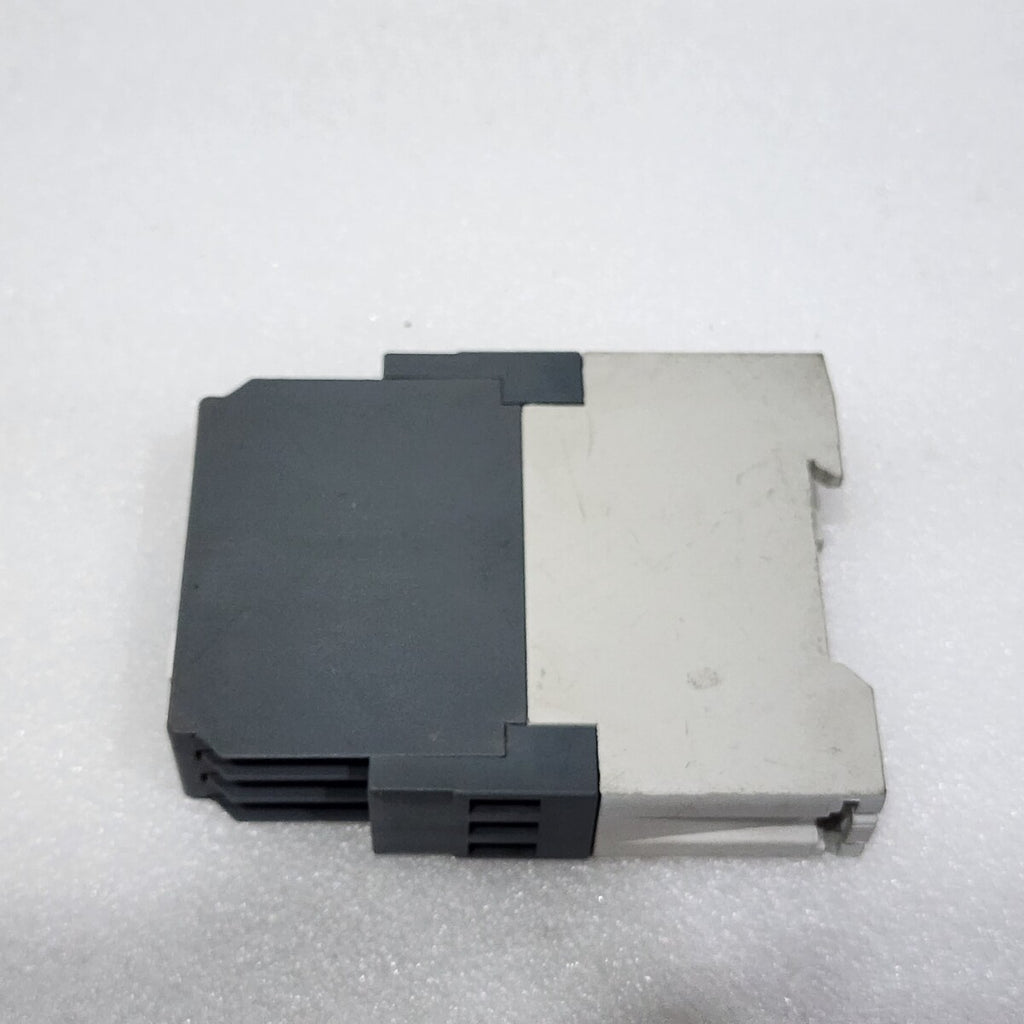 ABB CT-MFS.21 MULTIFUNCTION TIME RELAY 1SVR630010R0200 24-240VAC/DC