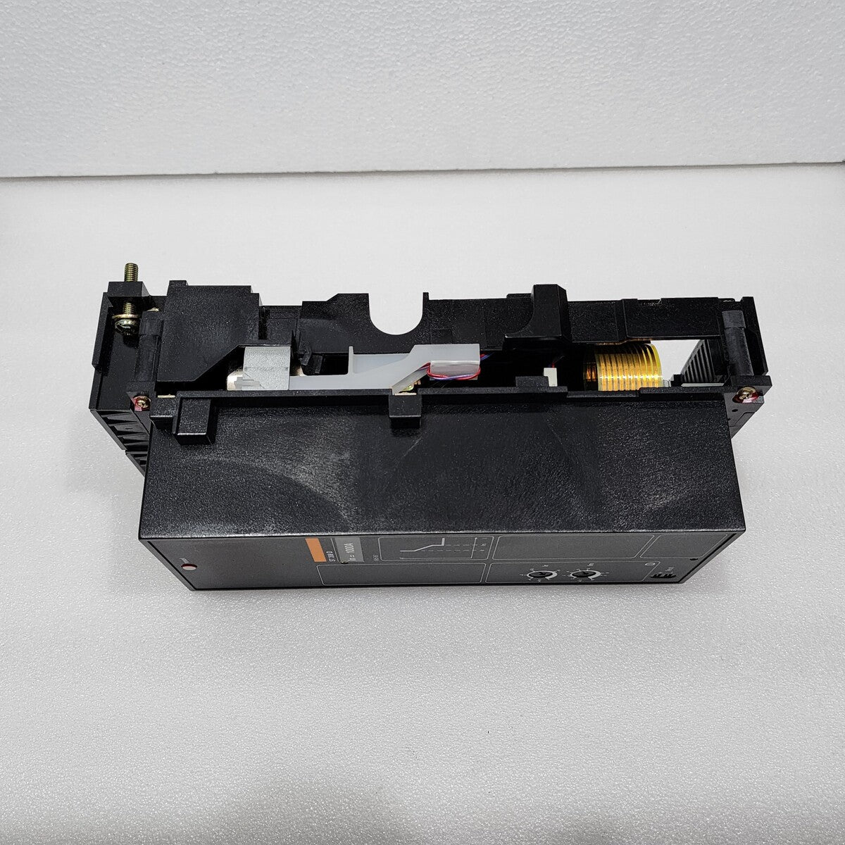 MERLIN GERIN ST208D MASTERPACT UNIT 1000A TU1547 114