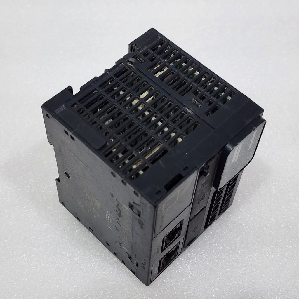 M221 LOGIC CONTROLLER TM221M16T