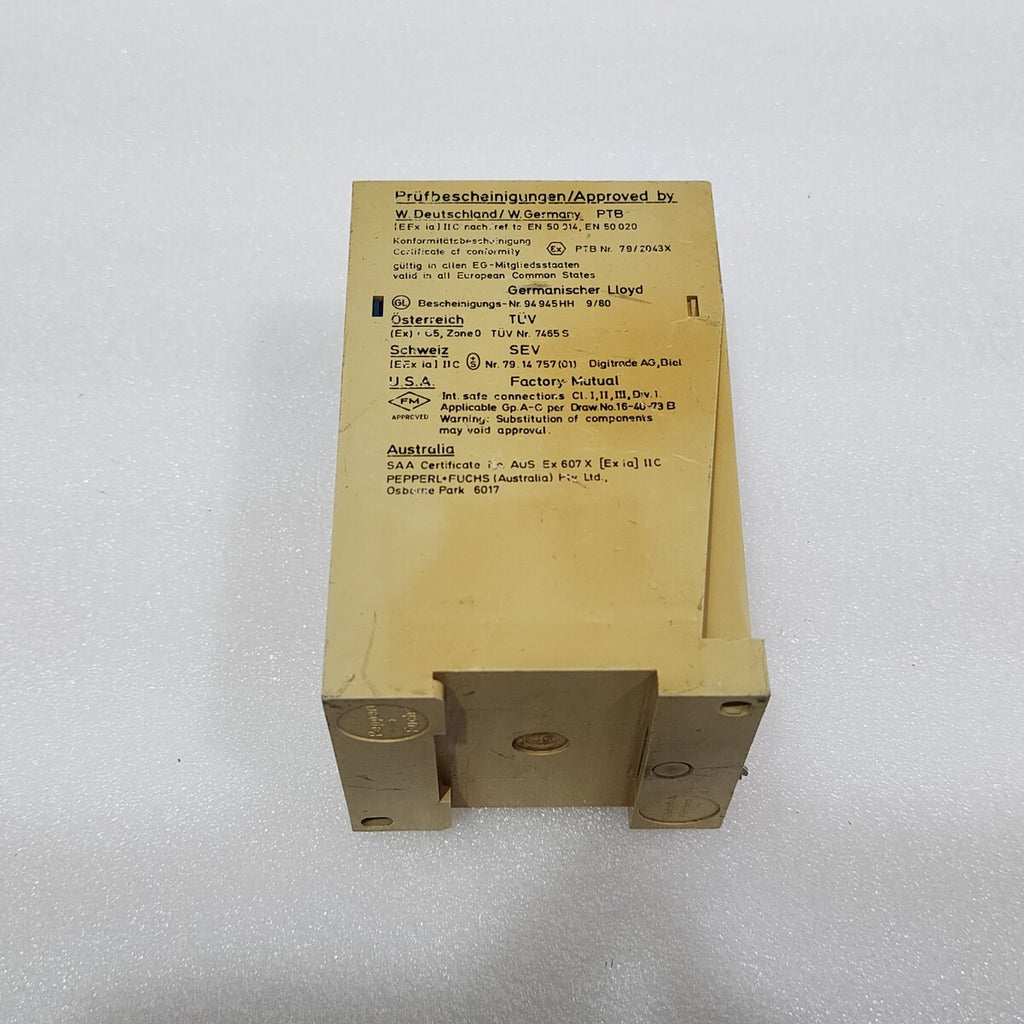 PEPPERL + FUCHS WE77/EX2 SWITCH AMPLIFIER 01543S