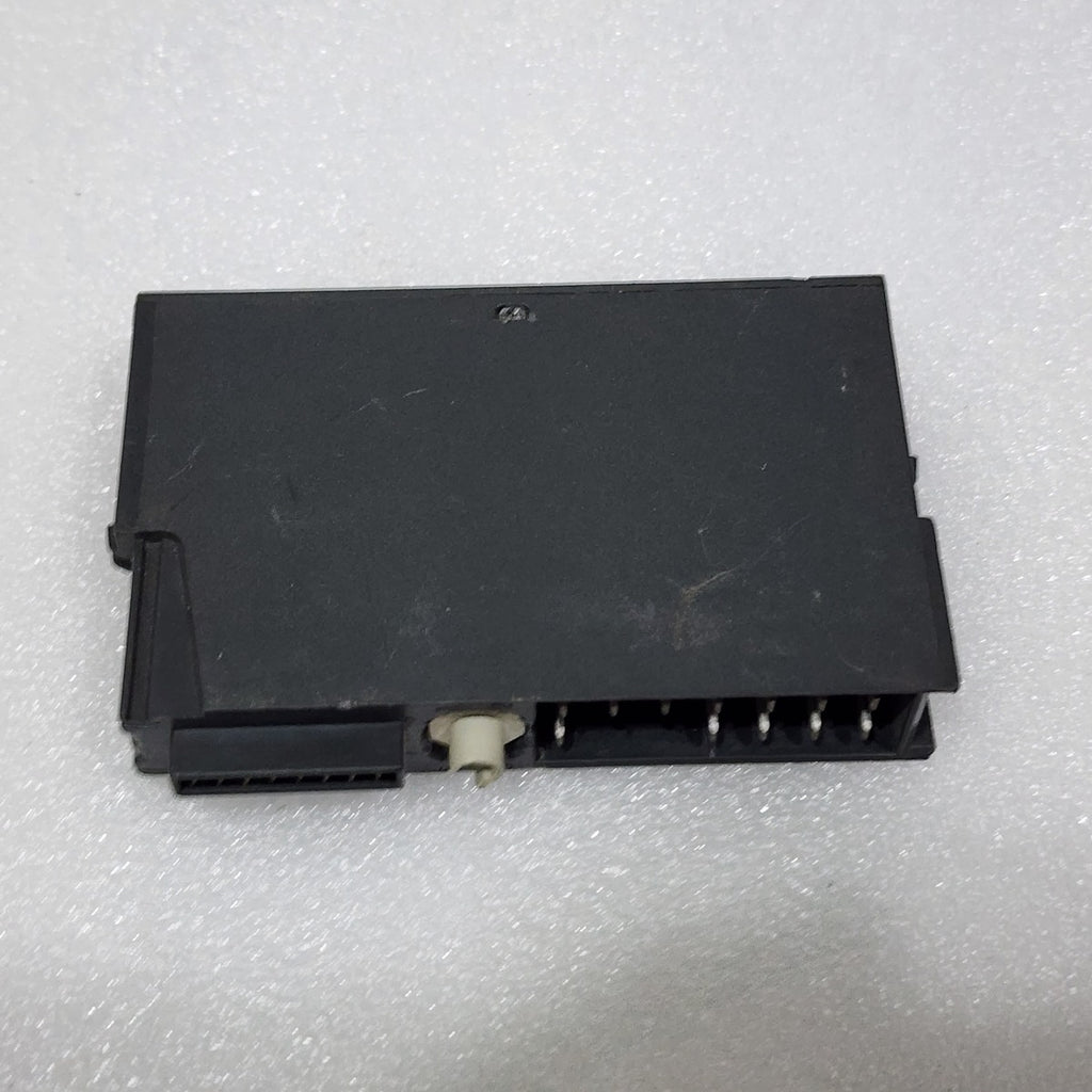 SIEMENS 6ES7 132-4HB01-0AB0 DIGITAL I/O MODULE