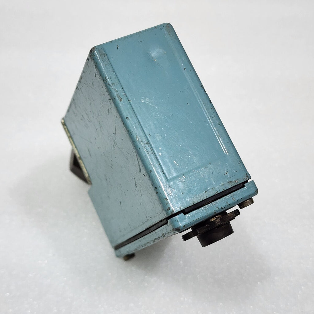 TELEMECANIQUE XMJ-A300 PRESSURE SWITCH 300 BAR