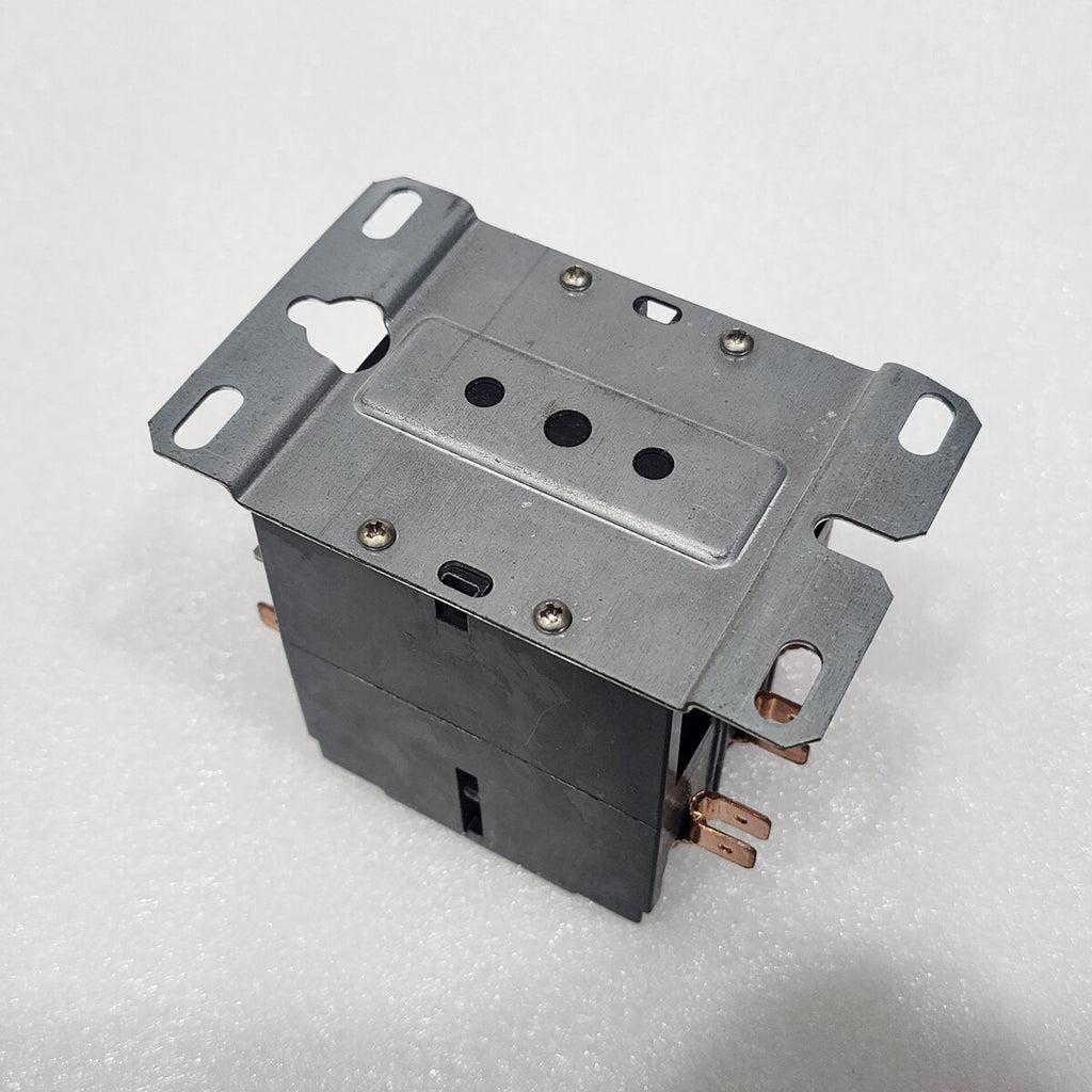 ALLEN BRADLEY CAT 400-DP30NA3 3-POLE DEFINITE PURPOSE CONTACTOR 40A COIL VOLTAGE
