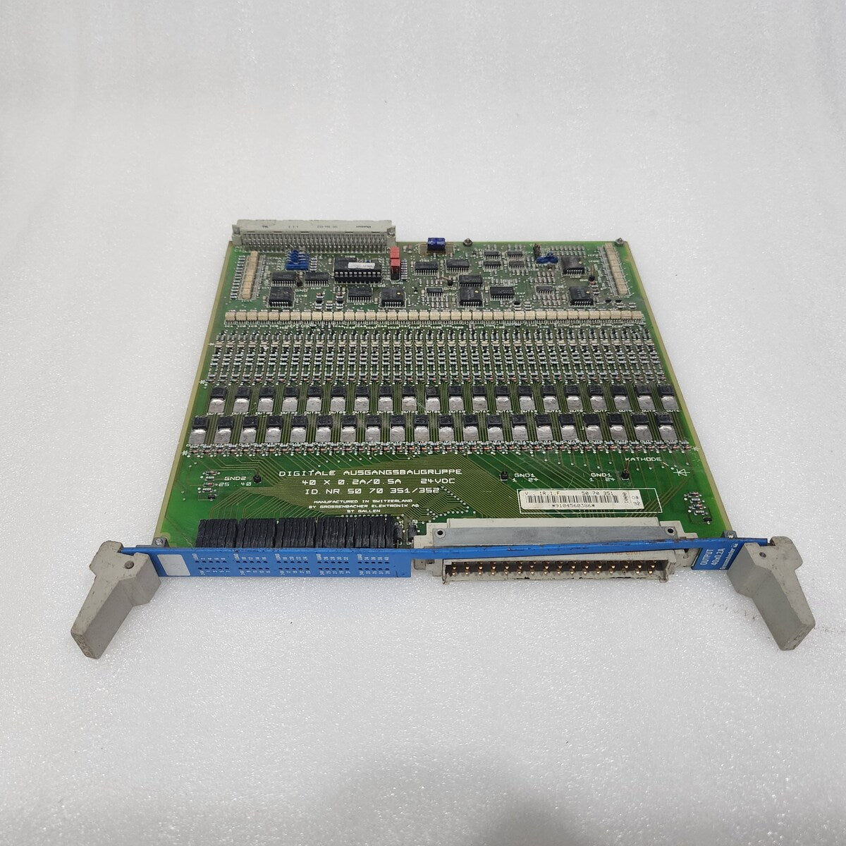 GROSSENBACHER ELECTRONIC AG 50 70 351/352  DIGITAL OUTPUT CARD 40X0.2A/0.5A 24VD
