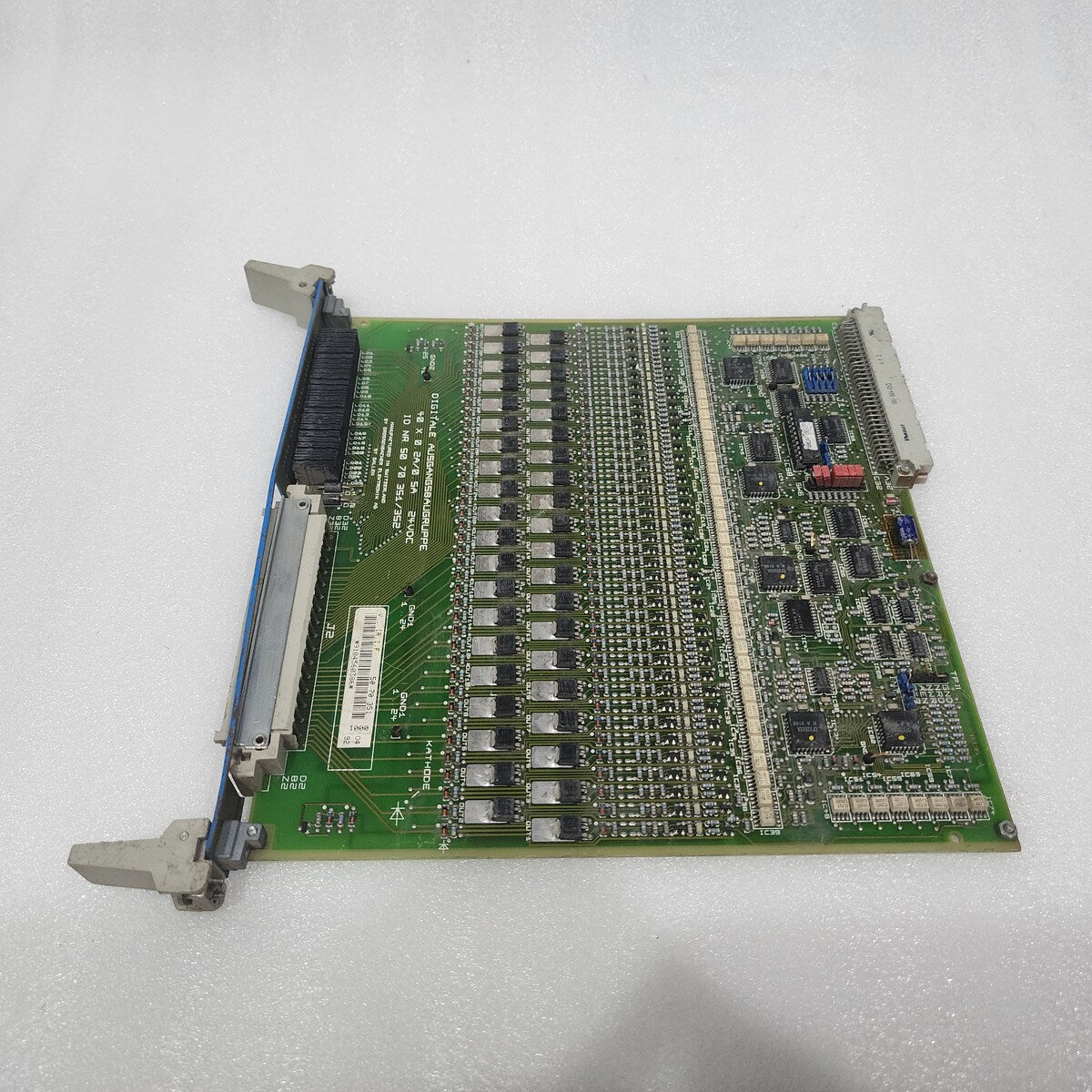 GROSSENBACHER ELECTRONIC AG 50 70 351/352  DIGITAL OUTPUT CARD 40X0.2A/0.5A 24VD