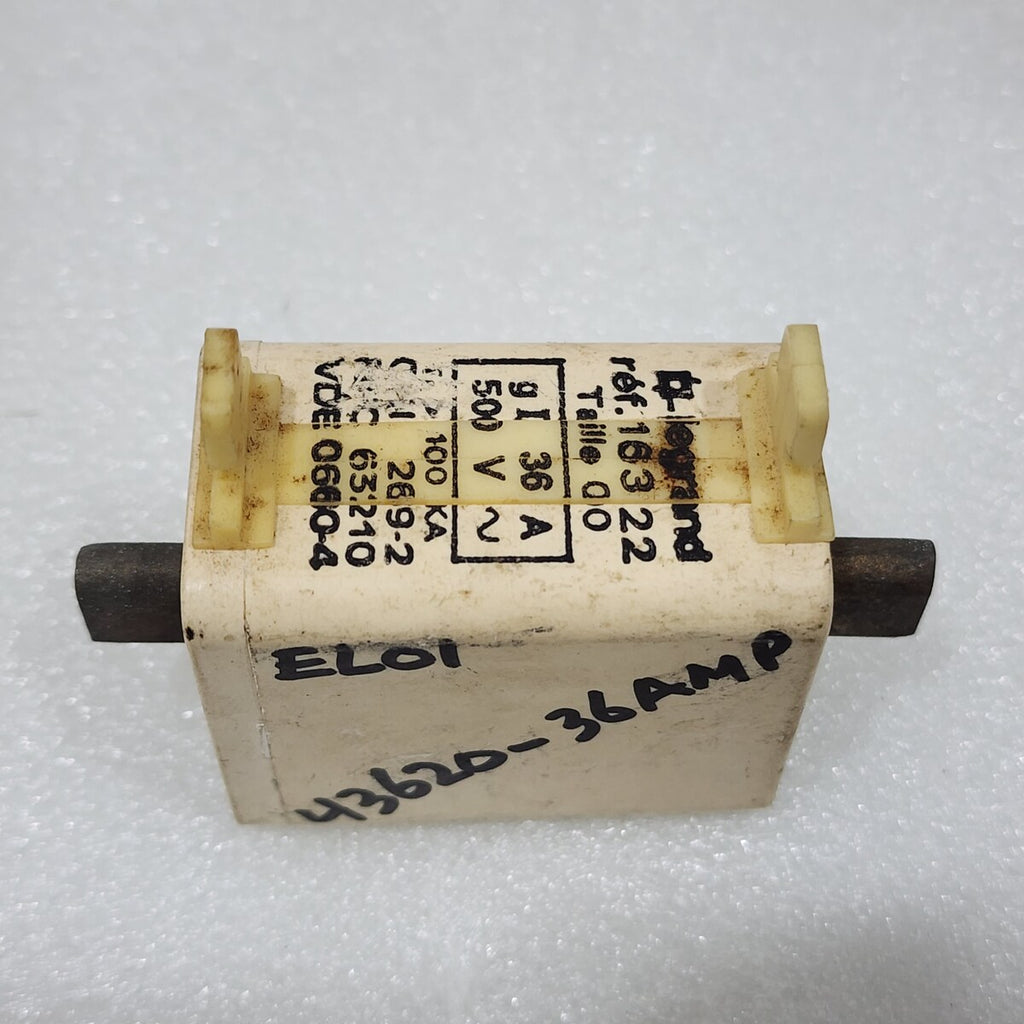 LEGRAND 163 22 36A HRC BLADE TYPE CARTRIDGE FUSE 36A/500V LOT OF 5 UNITS