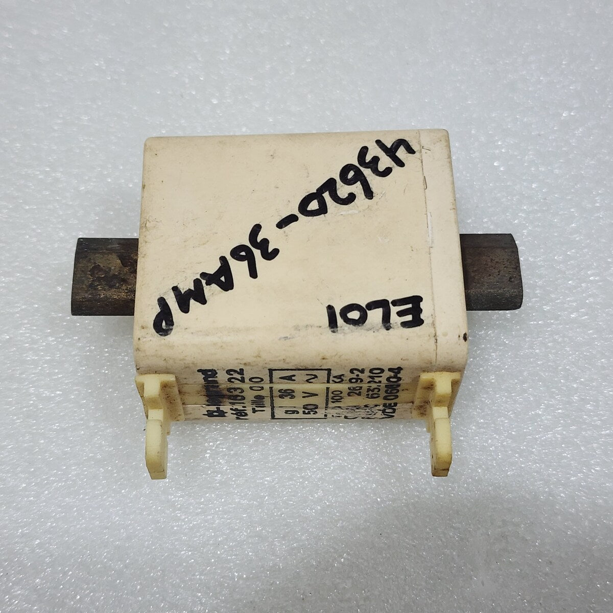 LEGRAND 163 22 36A HRC BLADE TYPE CARTRIDGE FUSE 36A/500V LOT OF 5 UNITS