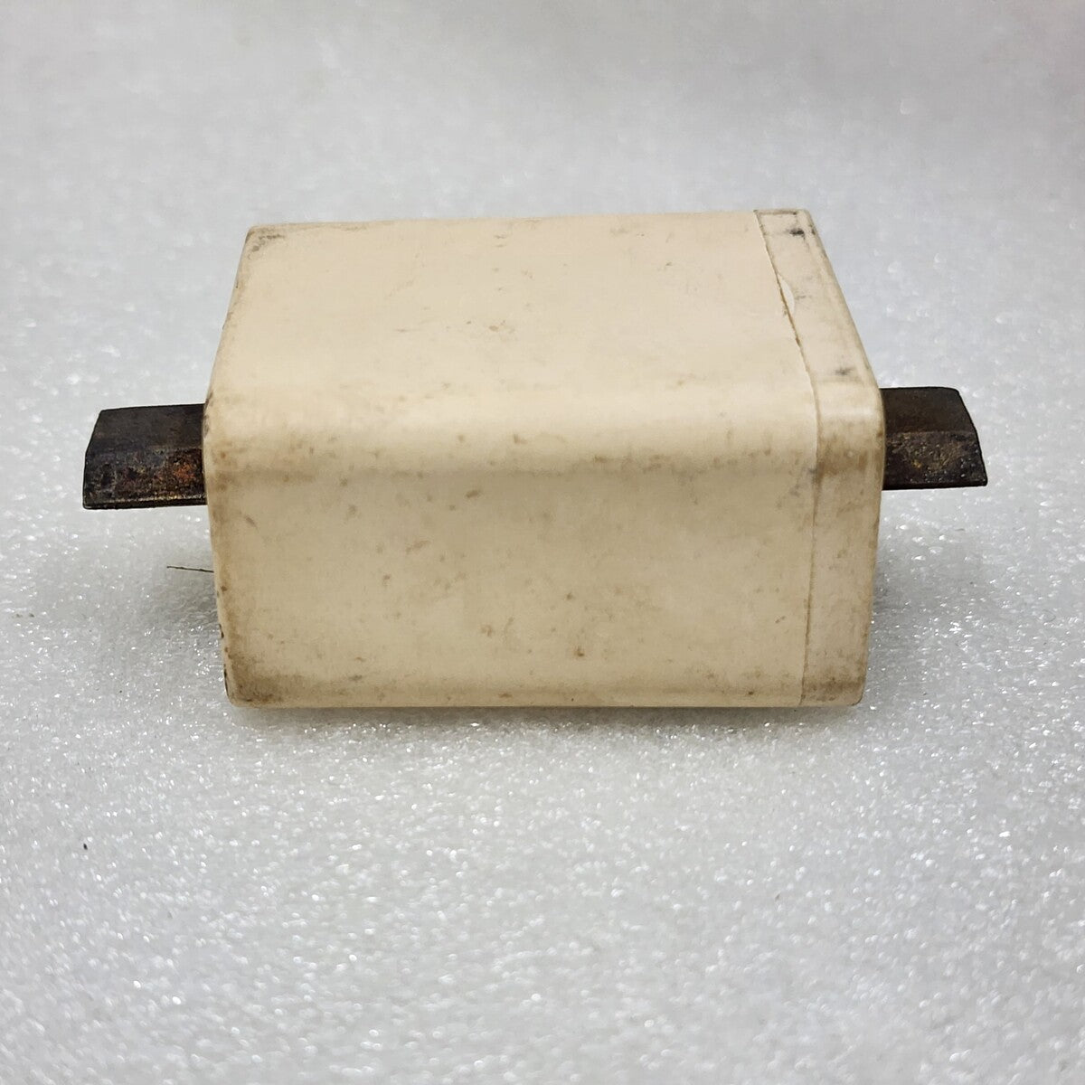 LEGRAND 163 22 36A HRC BLADE TYPE CARTRIDGE FUSE 36A/500V LOT OF 5 UNITS