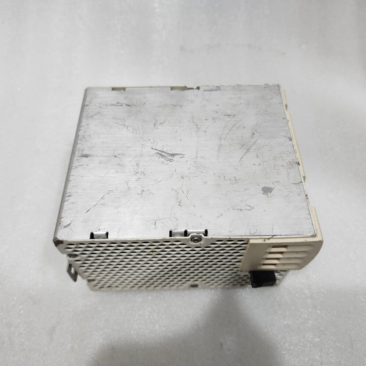 ABL8 WPS24200 3-PH REGULATED SWITCH POWER SUPPLY 24-28VDC 20-16.66A