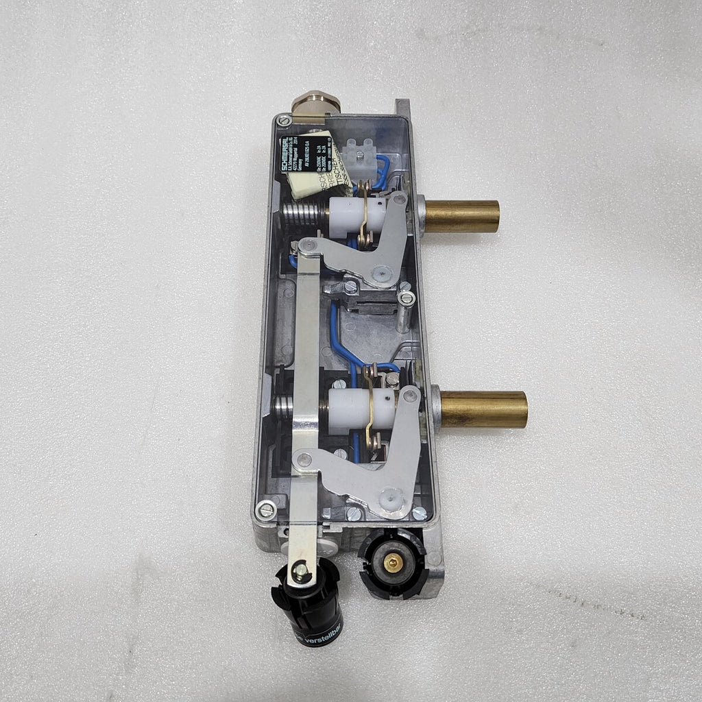 SCHMERSAL  AV 28LKE1 X25 0.A LIFT SWITCHGEAR DOOR LOCKING DEVICE 103007406