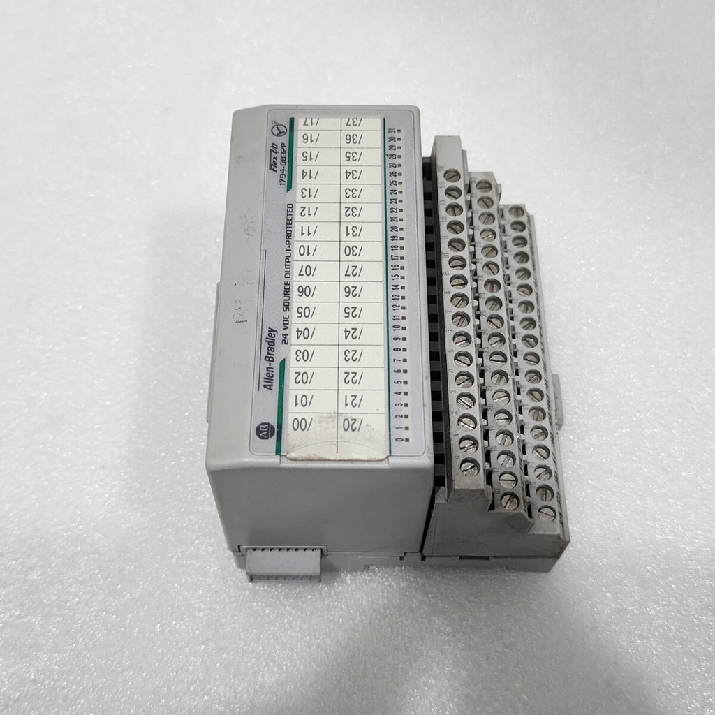ALLEN BRADLEY CAT 1794-OB32P SERIES A 97284771 FLEX I/O MODULE 1794-TB32 9238527