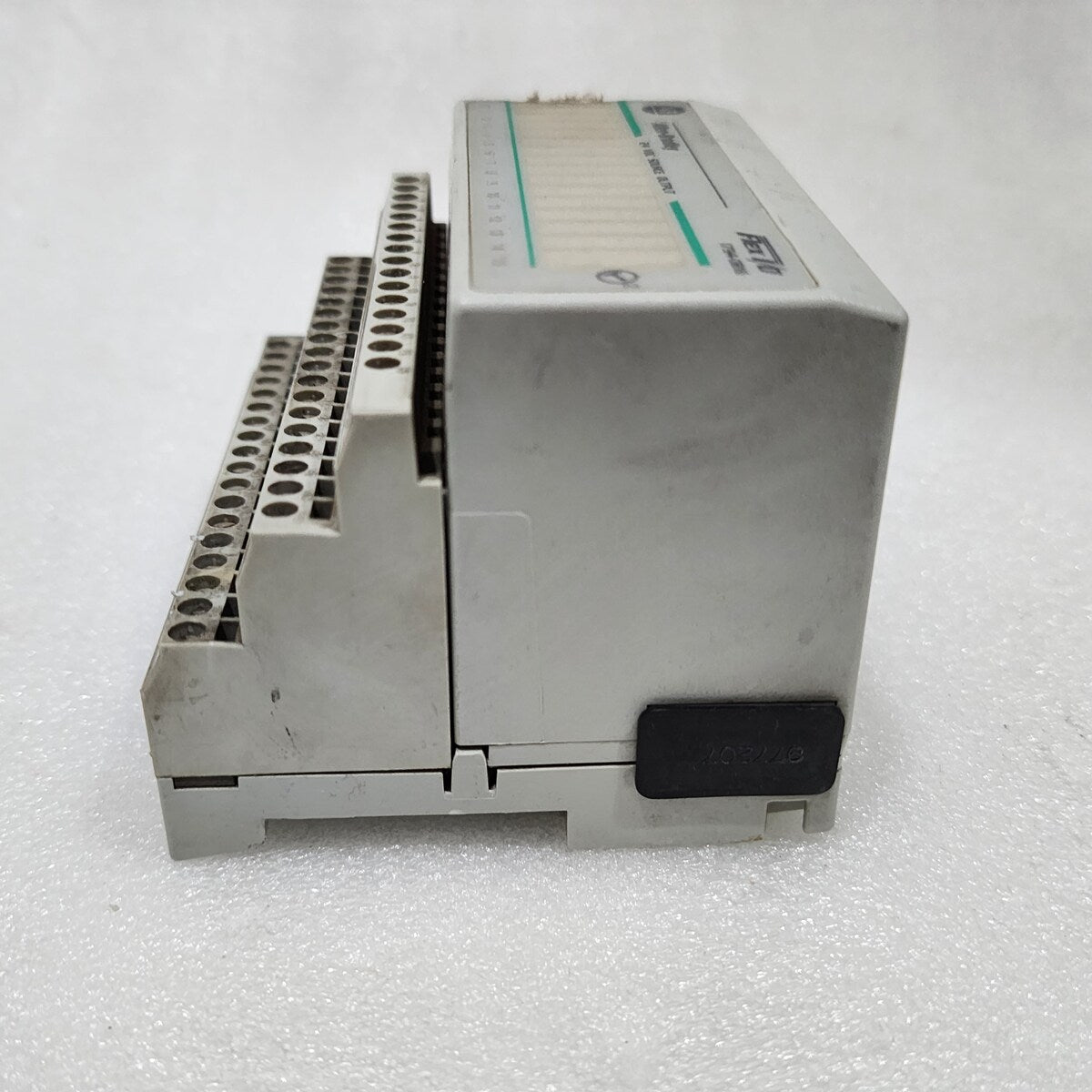 ALLEN BRADLEY CAT 1794-OB16 SERIES A 96221875 1794-TB3