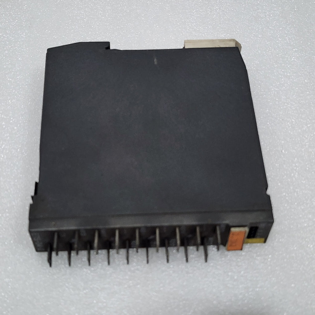 MOELLER ETS-04-2 I/O MODULE 24V