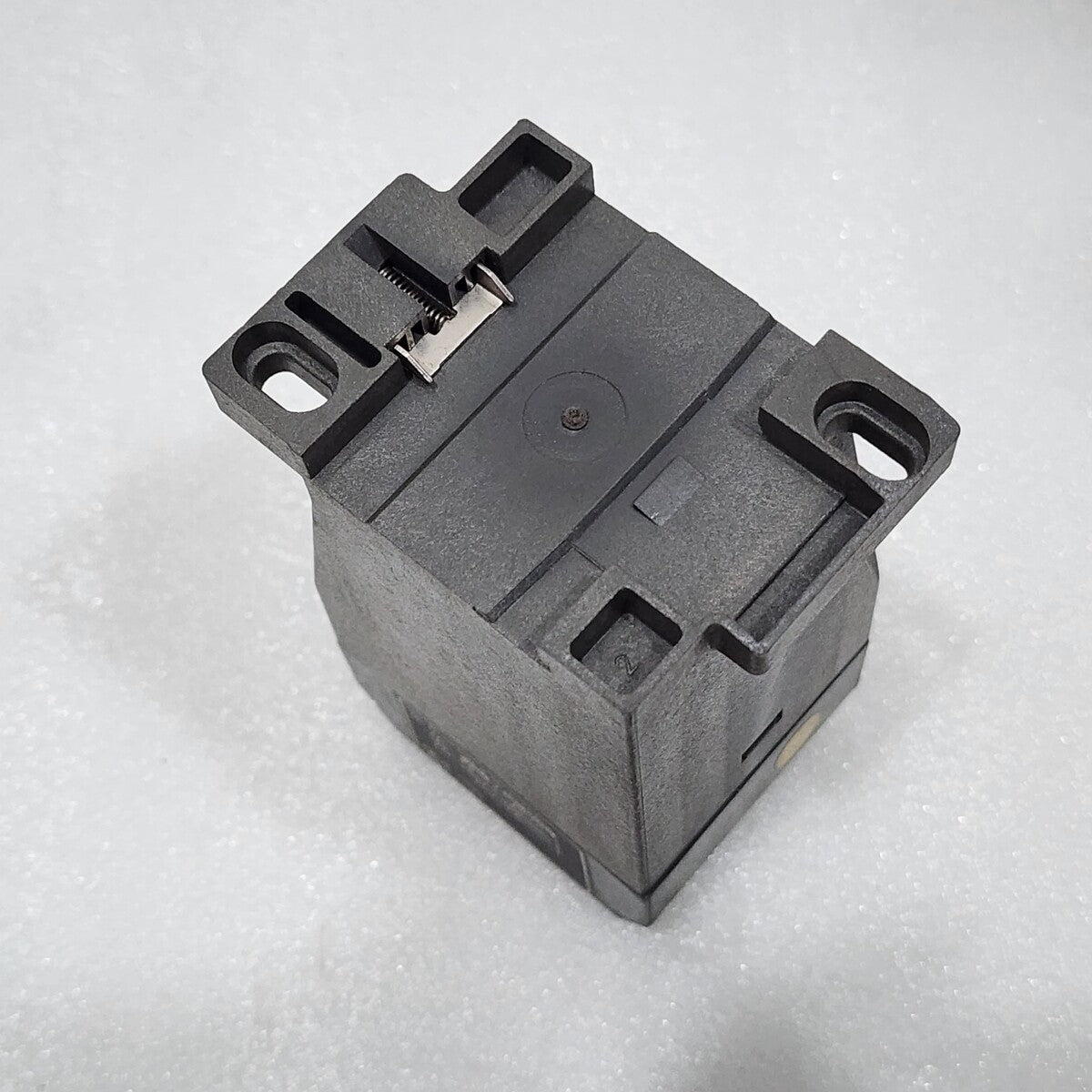 KLÖCKNER MOELLER EMT-DBK CONTROL RELAY | 220V AC | AUTO/HAND RESET MODULE