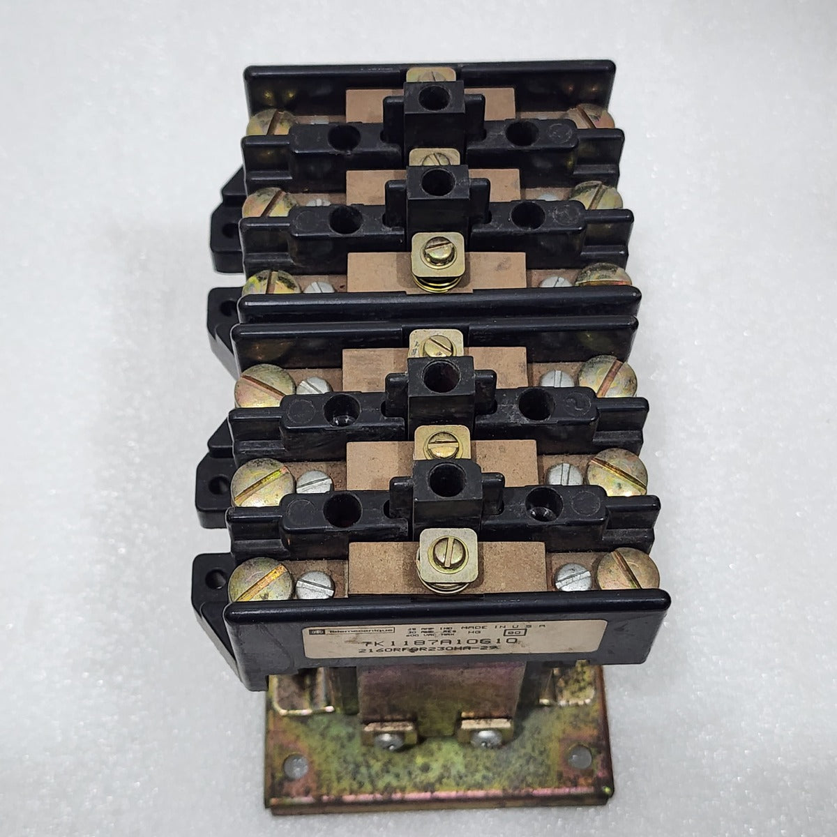 TELEMECANIQUE TK1187A10G10 CONTACTOR 2160RFBR230HA-29 COIL VOLTAGE 10-12VDC