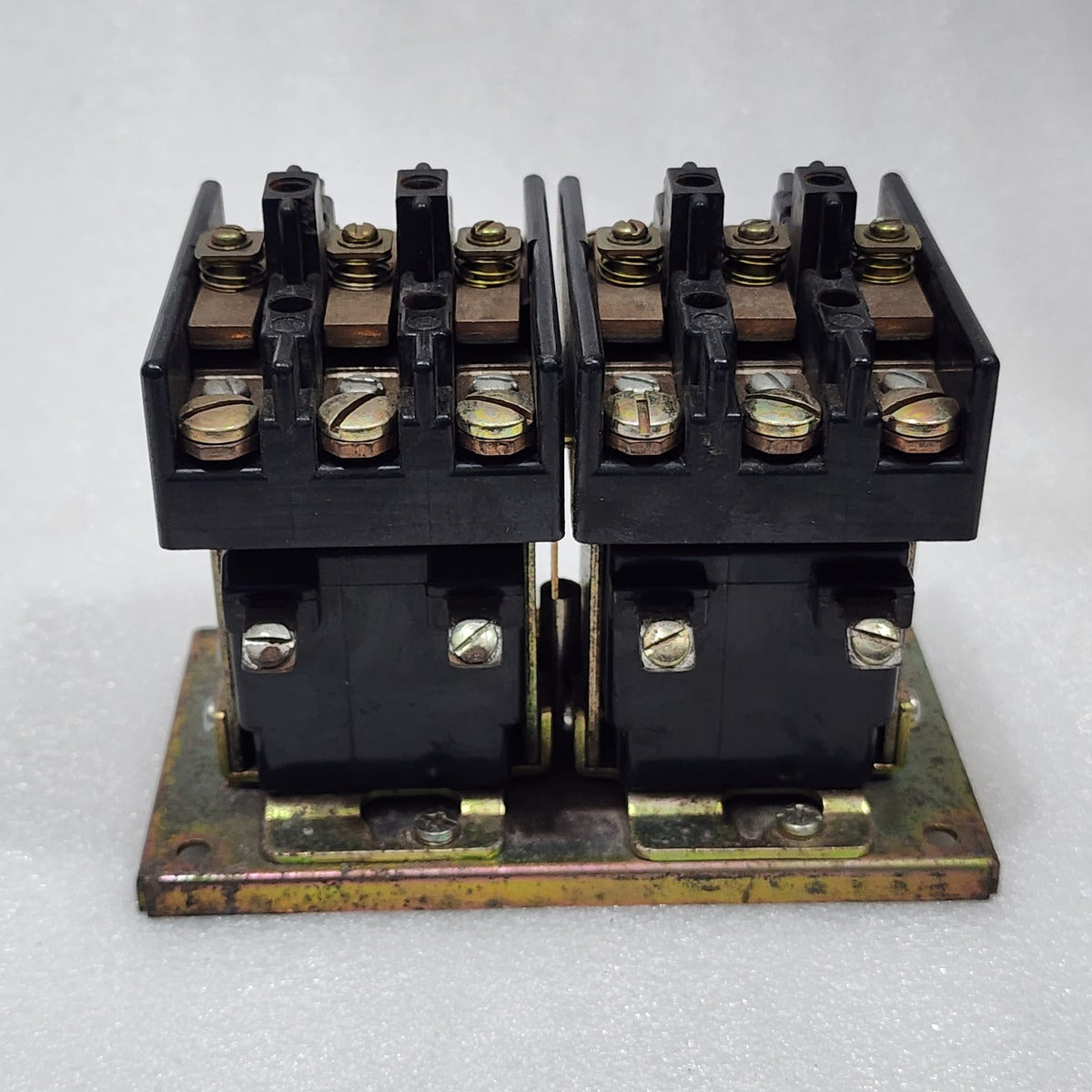 TELEMECANIQUE TK1187A10G10 CONTACTOR 2160RFBR230HA-29 COIL VOLTAGE 10-12VDC