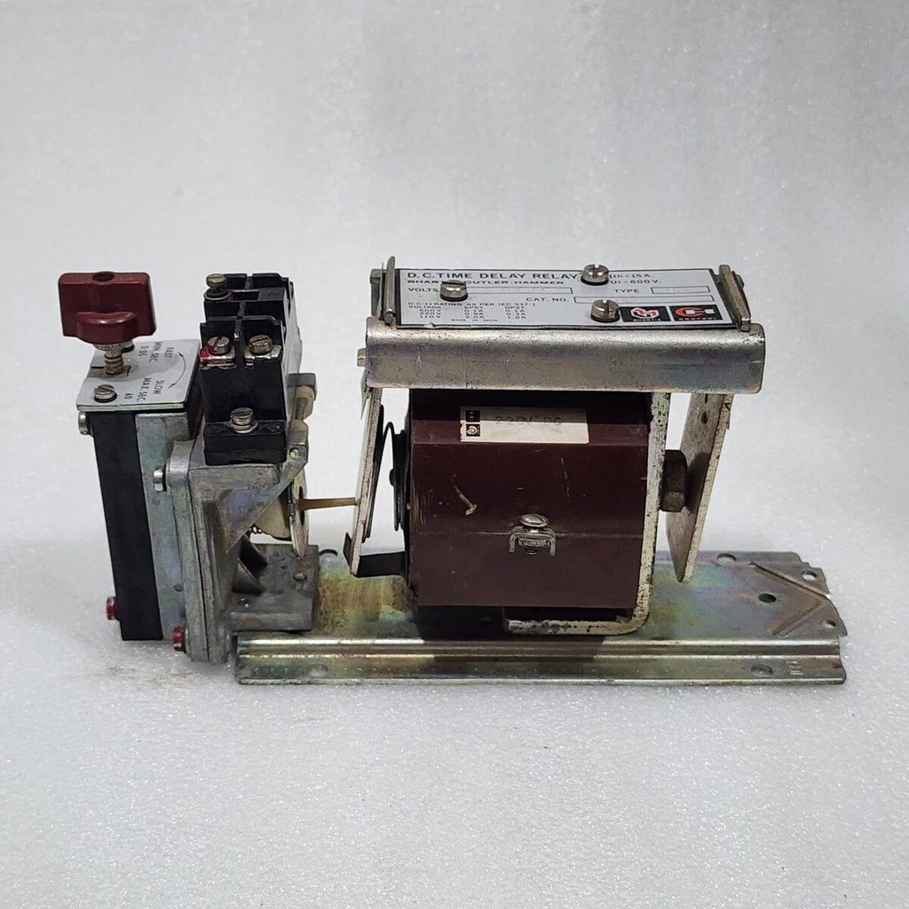CUTLER HAMMER KRTPN 11  D.C. TIME DELAY RELAY COIL VOLTAGE 220VDC