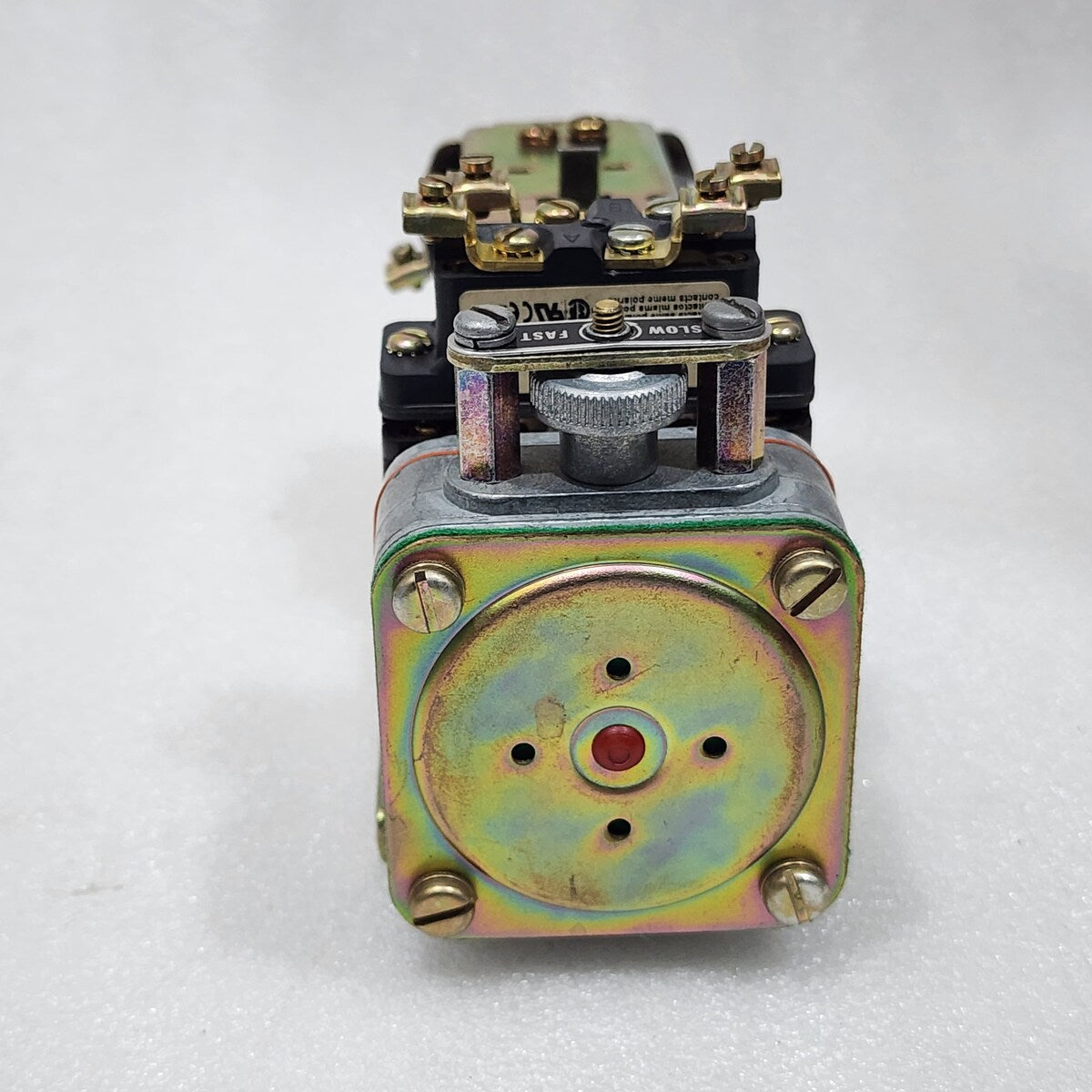 SQUARE D 9050 B01E SERIES E PNEUMATIC TIMING RELAY  COIL VOLTAGE 110-120V