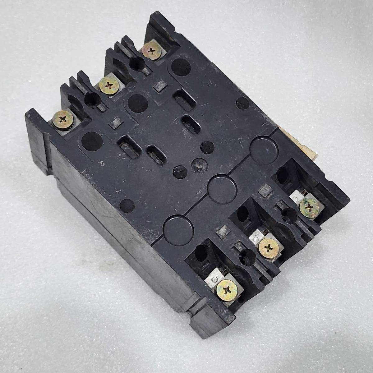 GENERAL ELECTRIC TED134010 10A CIRCUIT BREAKER 480VAC/250VDC