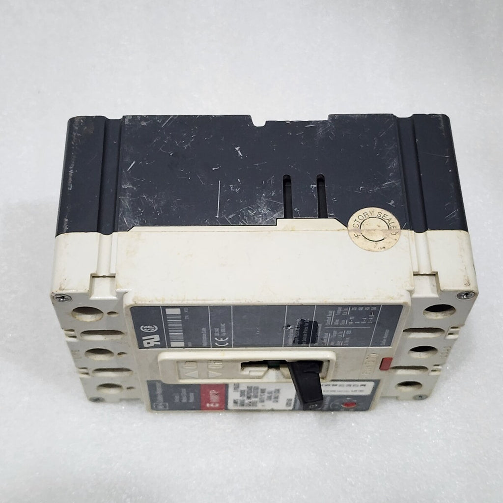 EATON CUTLER HAMMER HMCP003AOC 3A INDUSTRIAL CIRCUIT BREAKER 600VAC/250VDC HMCP