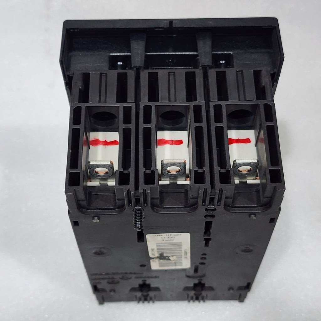 SQUARE D HJA36030 30A CIRCUIT BREAKER 480VAC 250VDC  WITHOUT JAWS & PROTECTOR