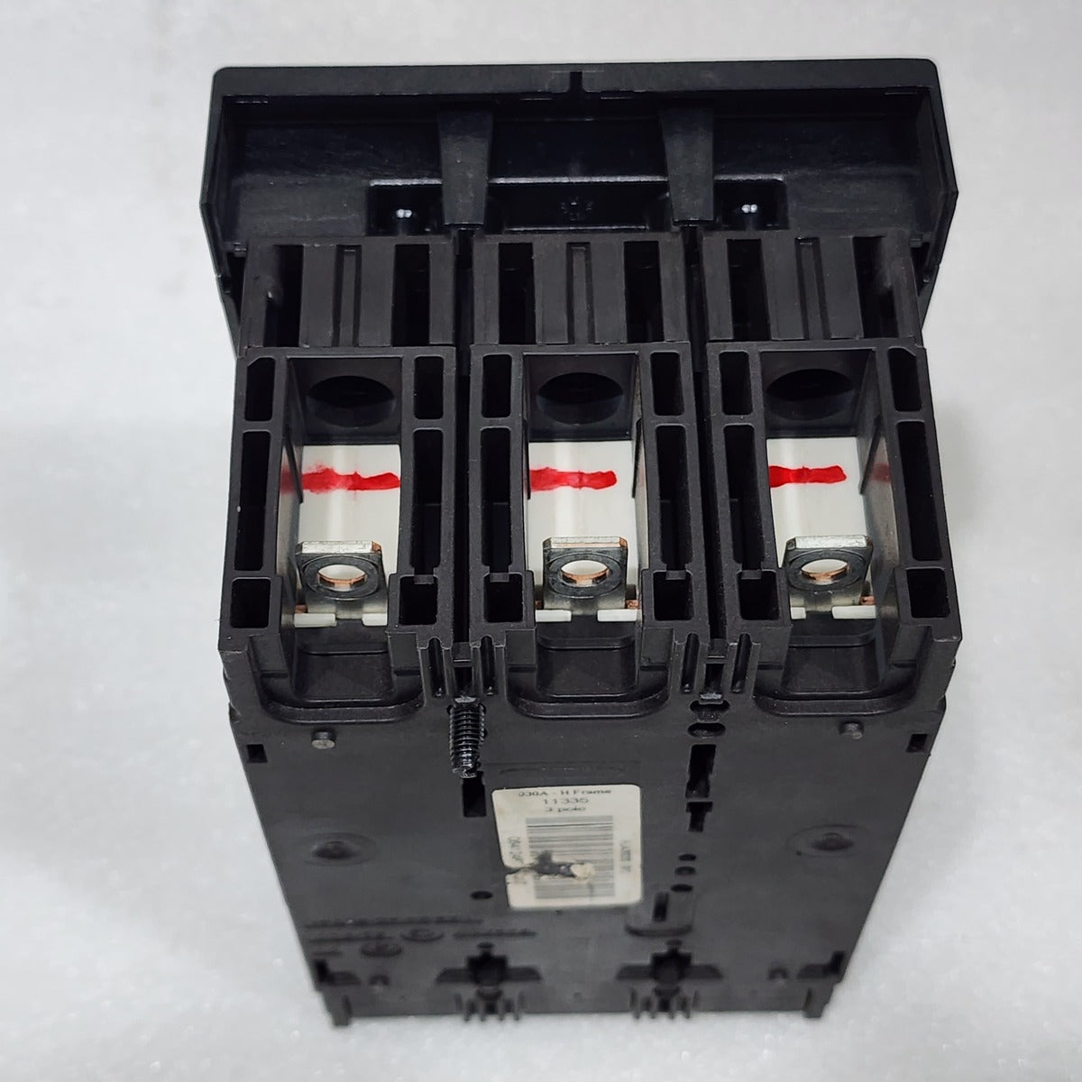 SQUARE D HJA36030 30A CIRCUIT BREAKER 480VAC 250VDC  WITHOUT JAWS & PROTECTOR