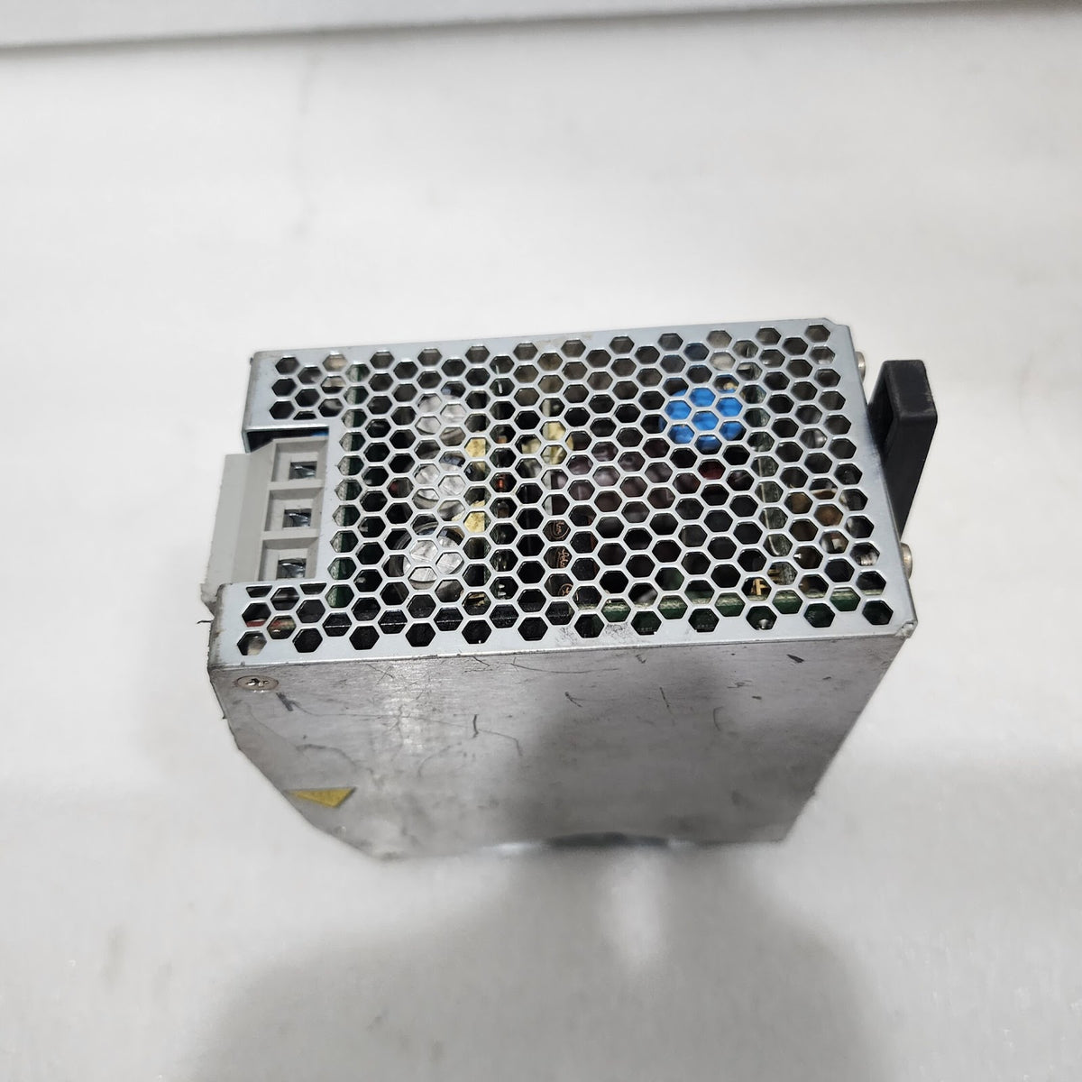 EMERSON SDN 10-24-100C AC/DC CONVERTER 24V DC 10A
