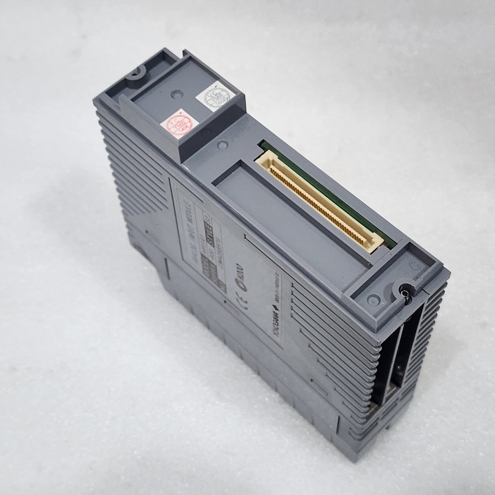 YOKOGAWA AAV141-S00-S2 ANALOG INPUT MODULE AAV141