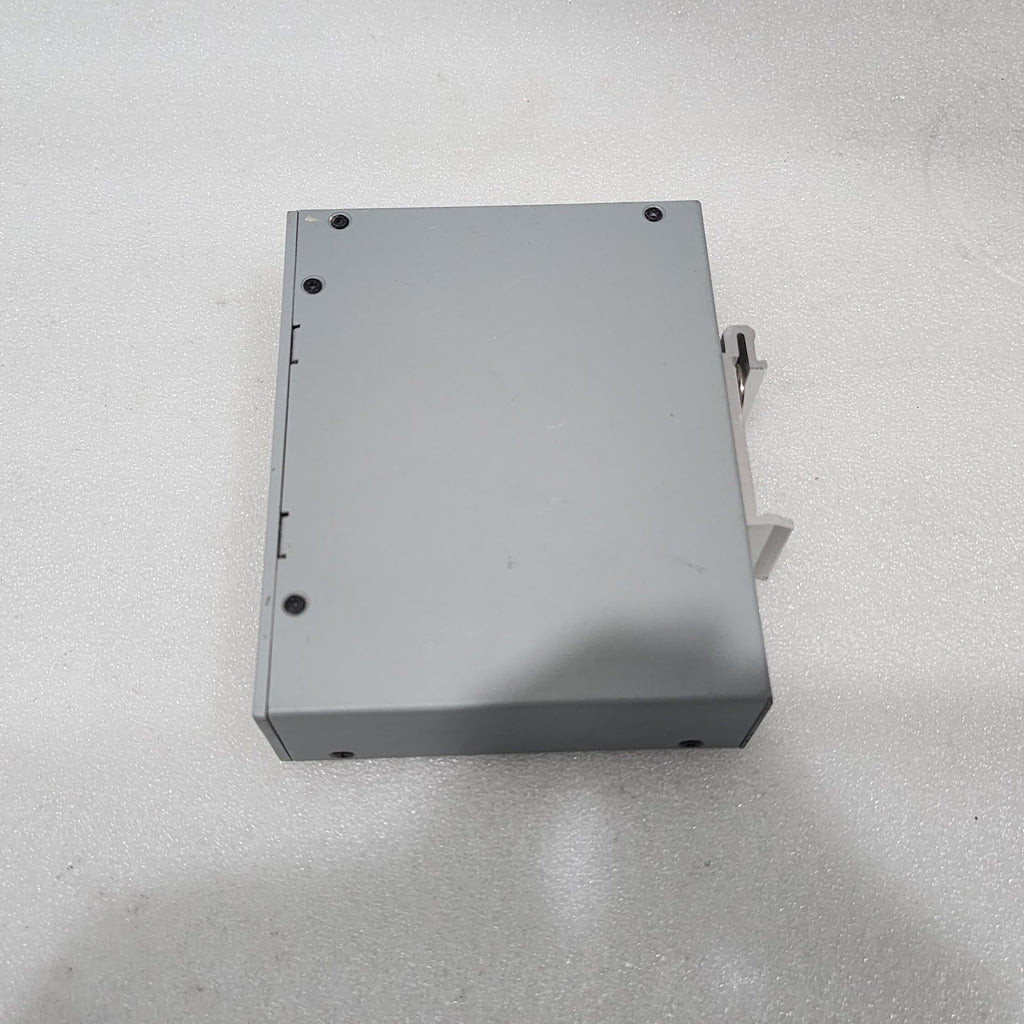 ALLEN BRADLEY STRATIX 2000 CAT 1783-US5T UNMANAGED ETHERNET SWITCH