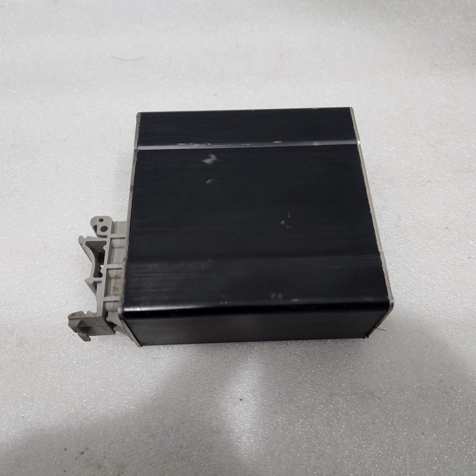 GLEICHSTROMEINGANG 108TX UNMANAGED INDUSTRIAL ETHERNET SWITCH