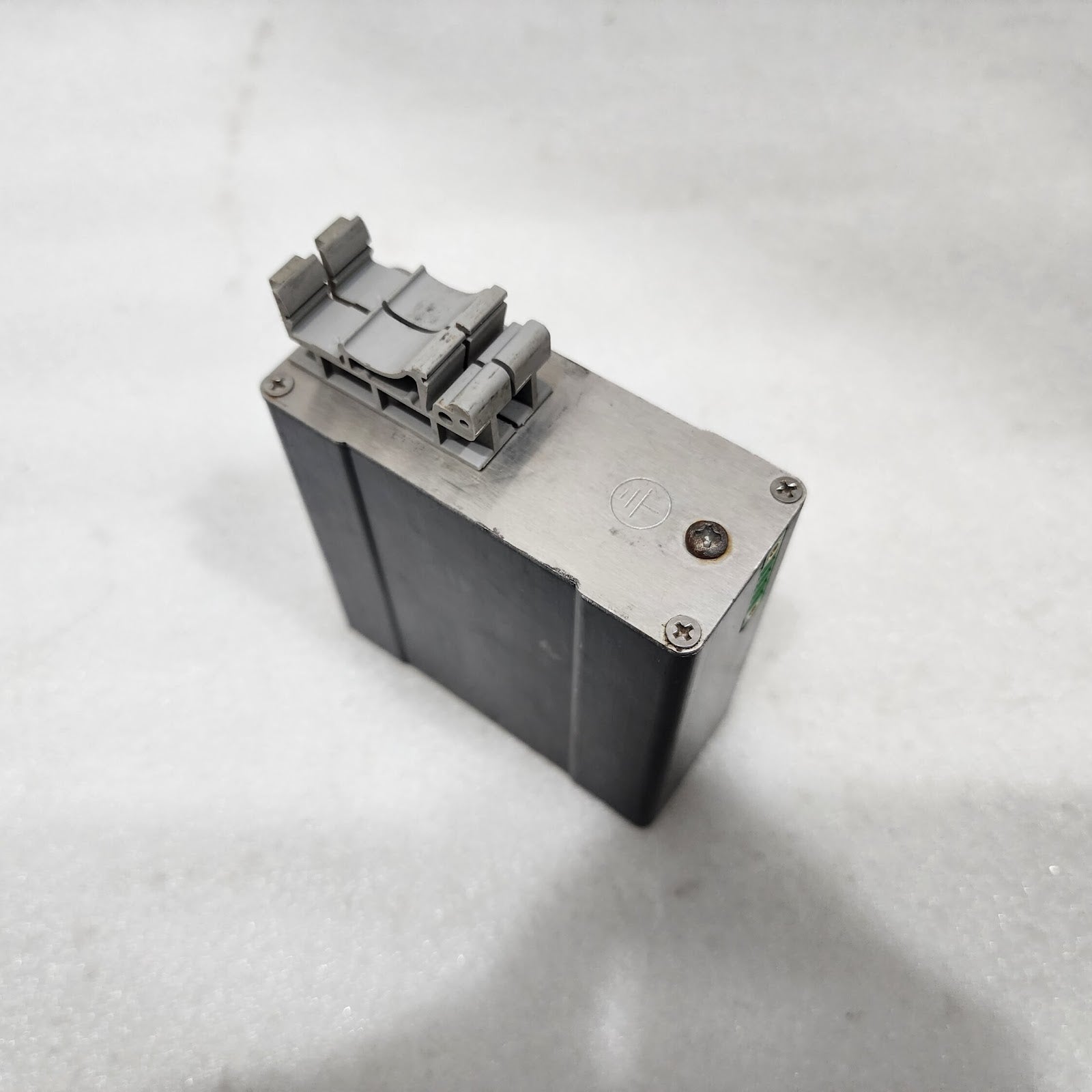 GLEICHSTROMEINGANG 108TX UNMANAGED INDUSTRIAL ETHERNET SWITCH