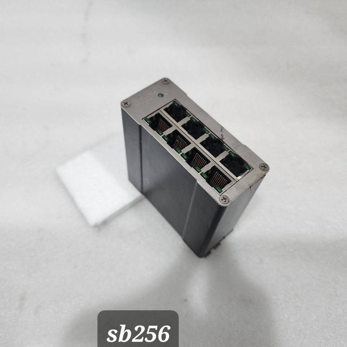GLEICHSTROMEINGANG 108TX UNMANAGED INDUSTRIAL ETHERNET SWITCH