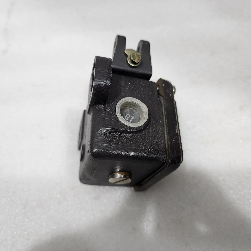 SCHMERSAL TJ 422-01Y OFF SET POSITION SWITCH 380VAC 16A