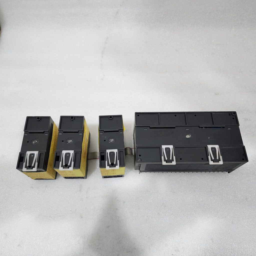 FUJI ELECTRIC WSZ-60MAR2-D34 PLC 24 VDC WSZ-8X