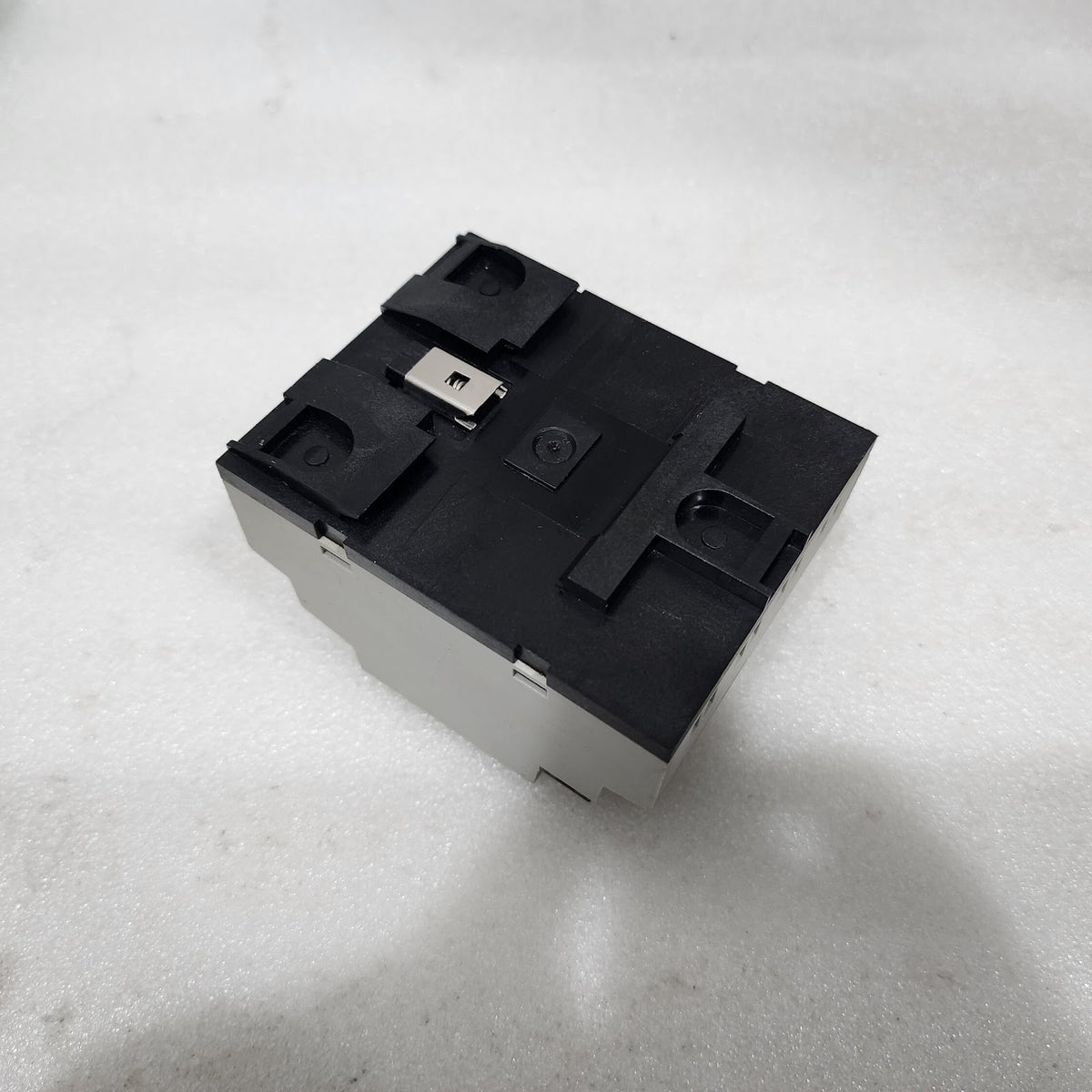ALLEN BRADLEY CAT 1760-L12BWB-NC PICO LOGIC RELAY SER B REV D 24VDC